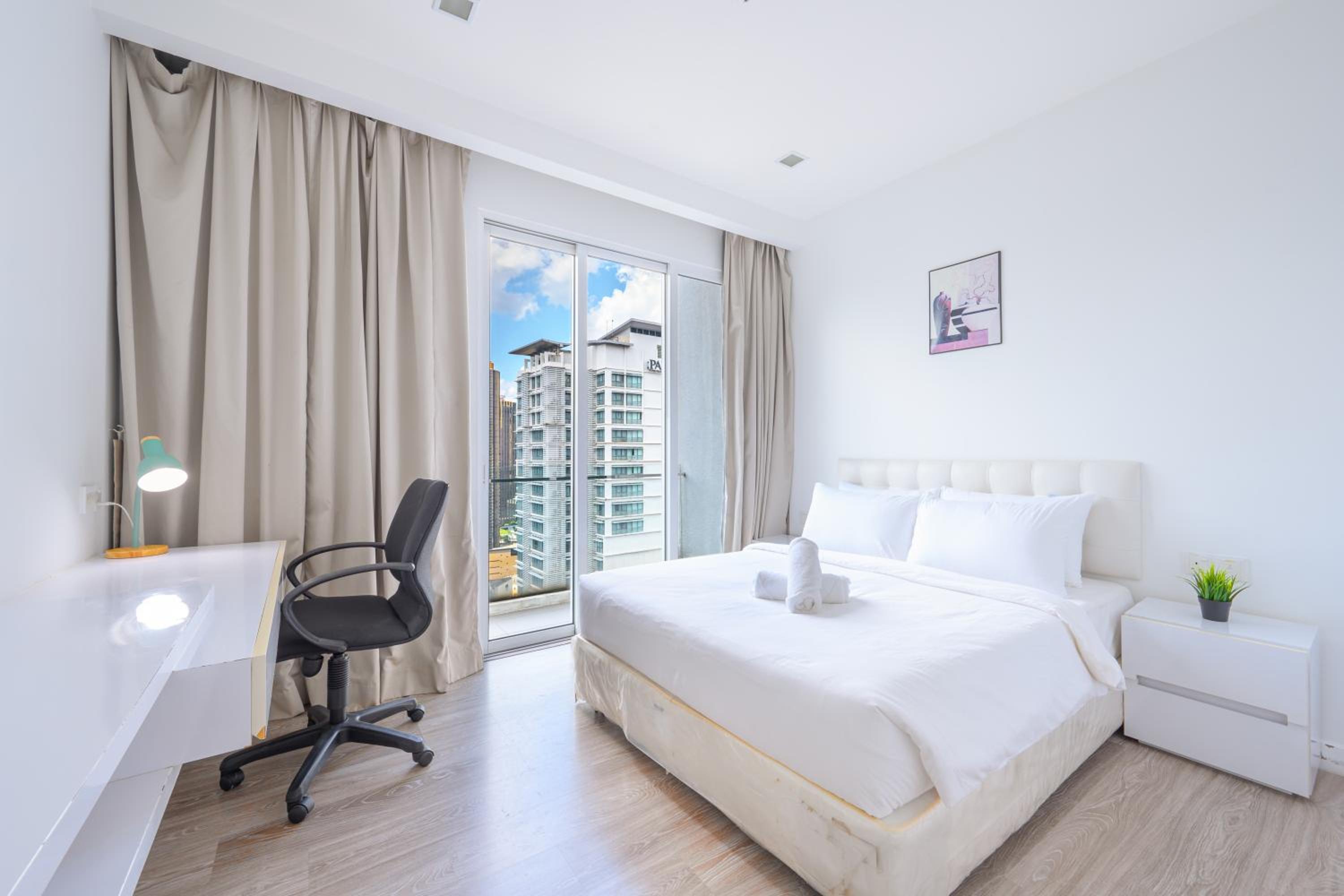 Greystone One Bukit Ceylon
