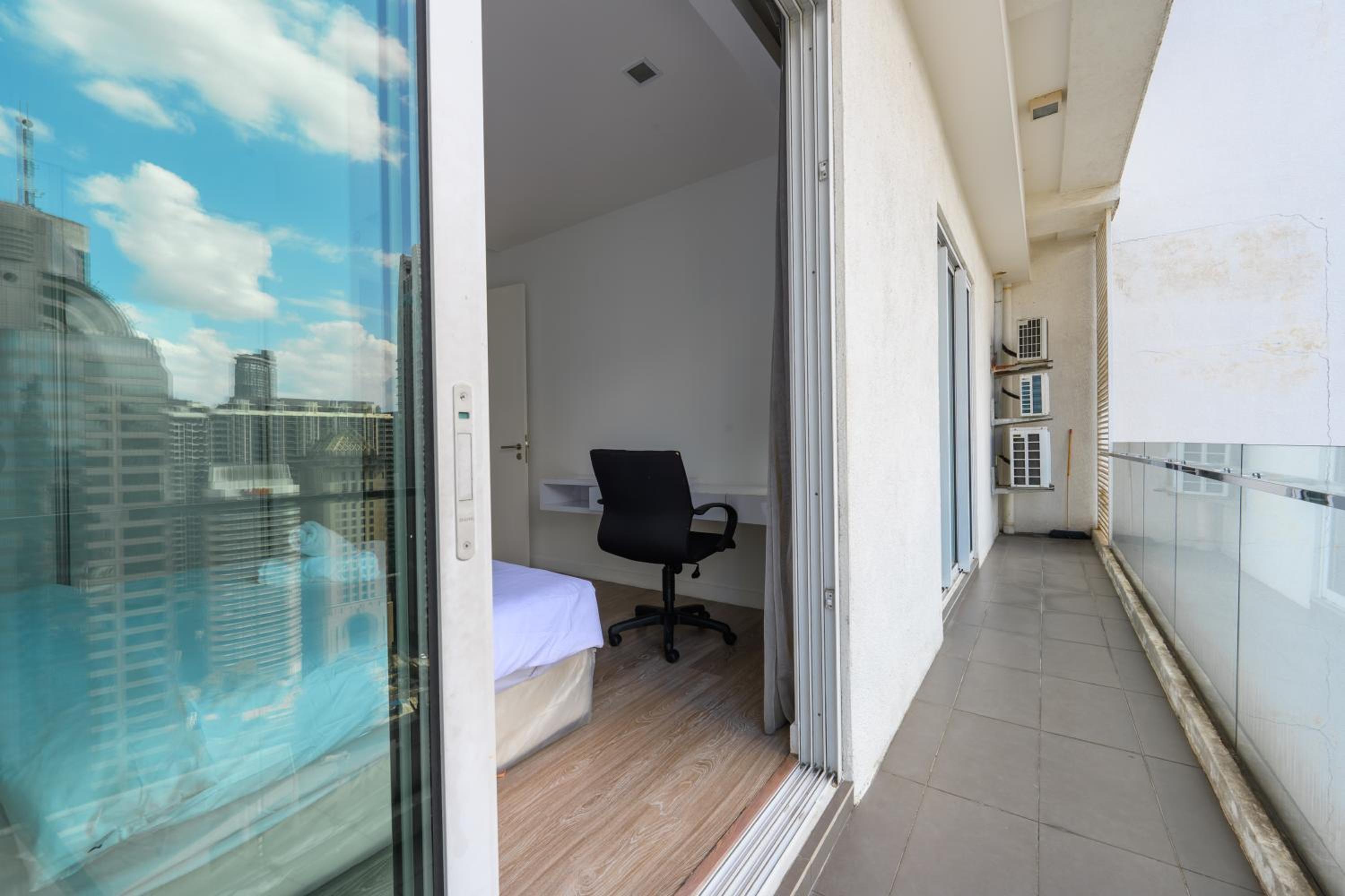 Greystone One Bukit Ceylon