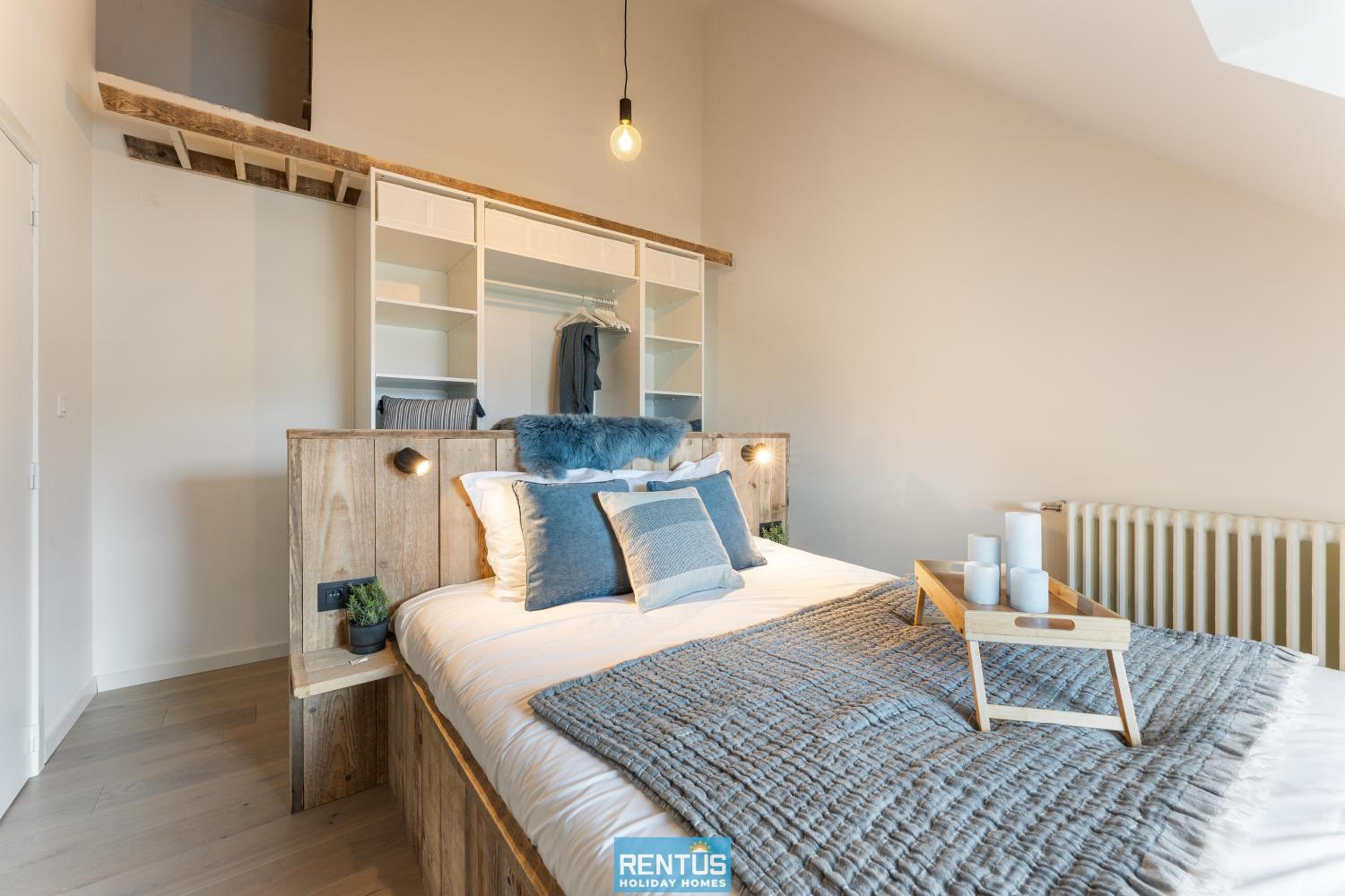Casa Diva – renovated house for 12 in Blankenberge