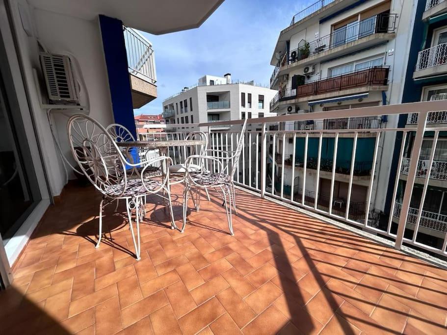 Logement avec vue latérale mer
