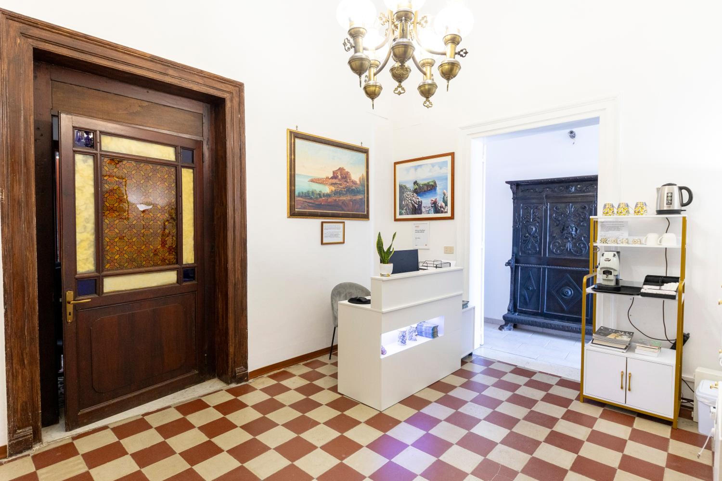 Hotel Dolce Vita Rooms and Apartments - Image 1