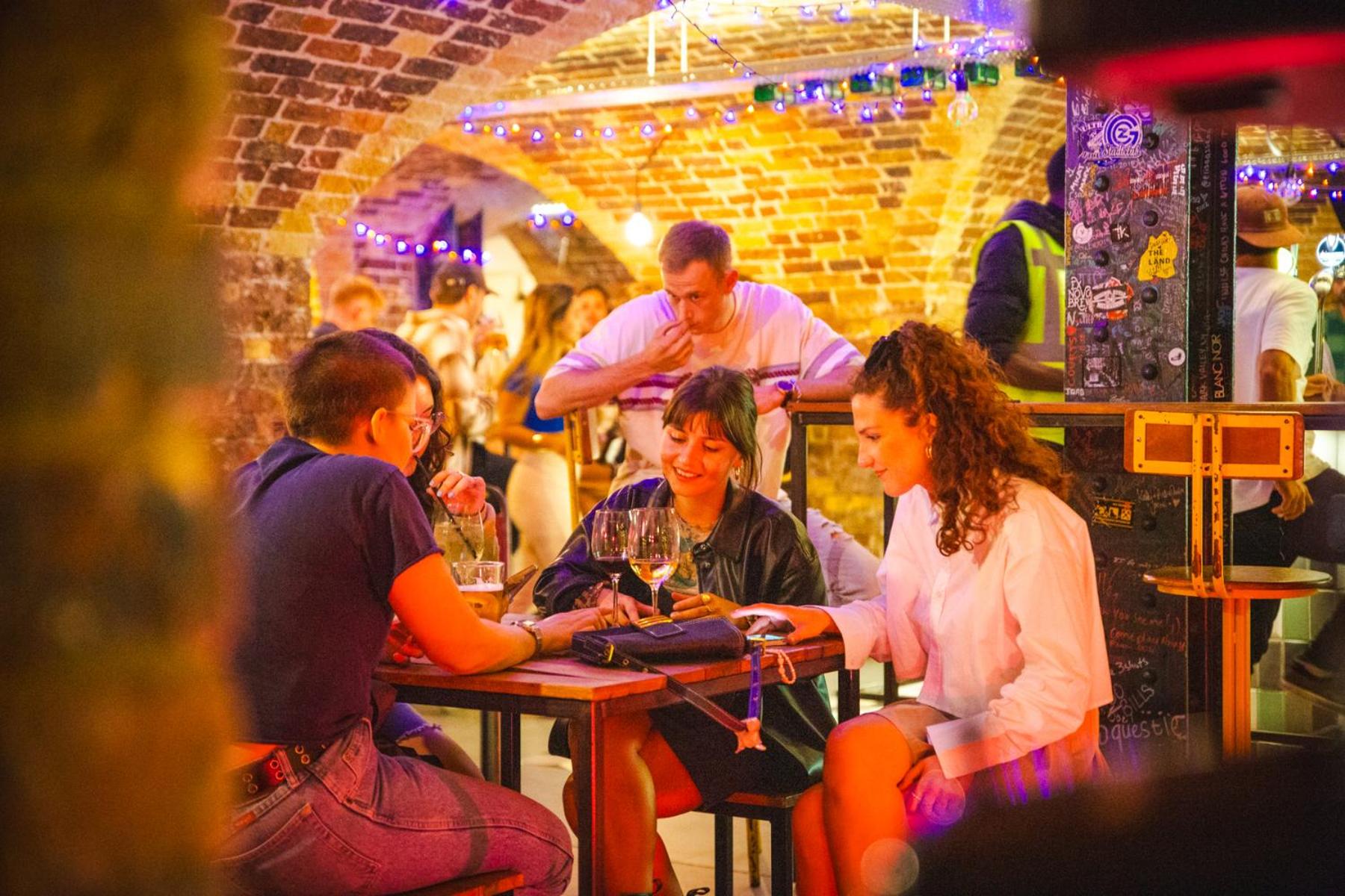 restaurant