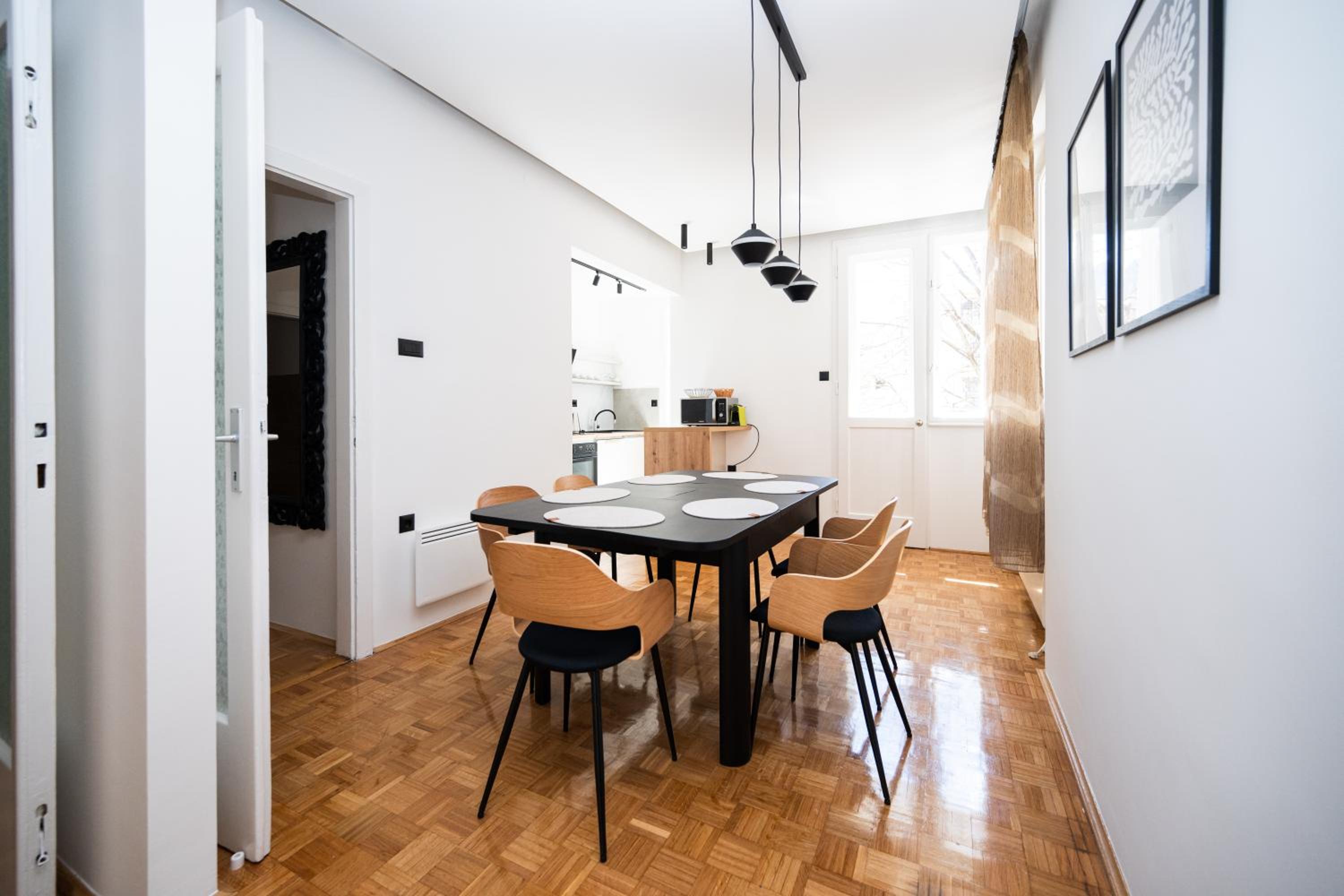 Design 150m2 Three-Bedroom Apartment - Titova Street