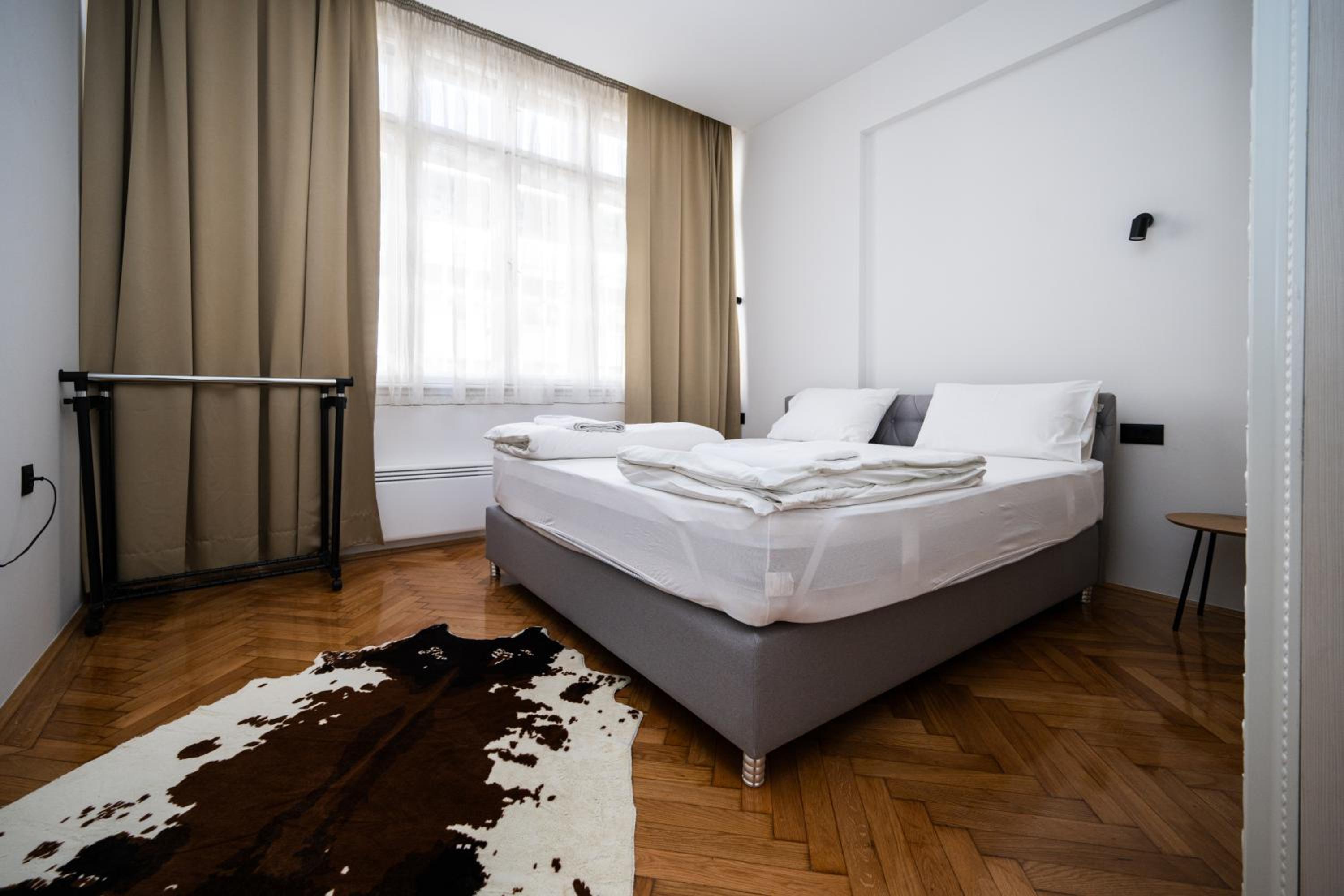 Design 150m2 Three-Bedroom Apartment - Titova Street