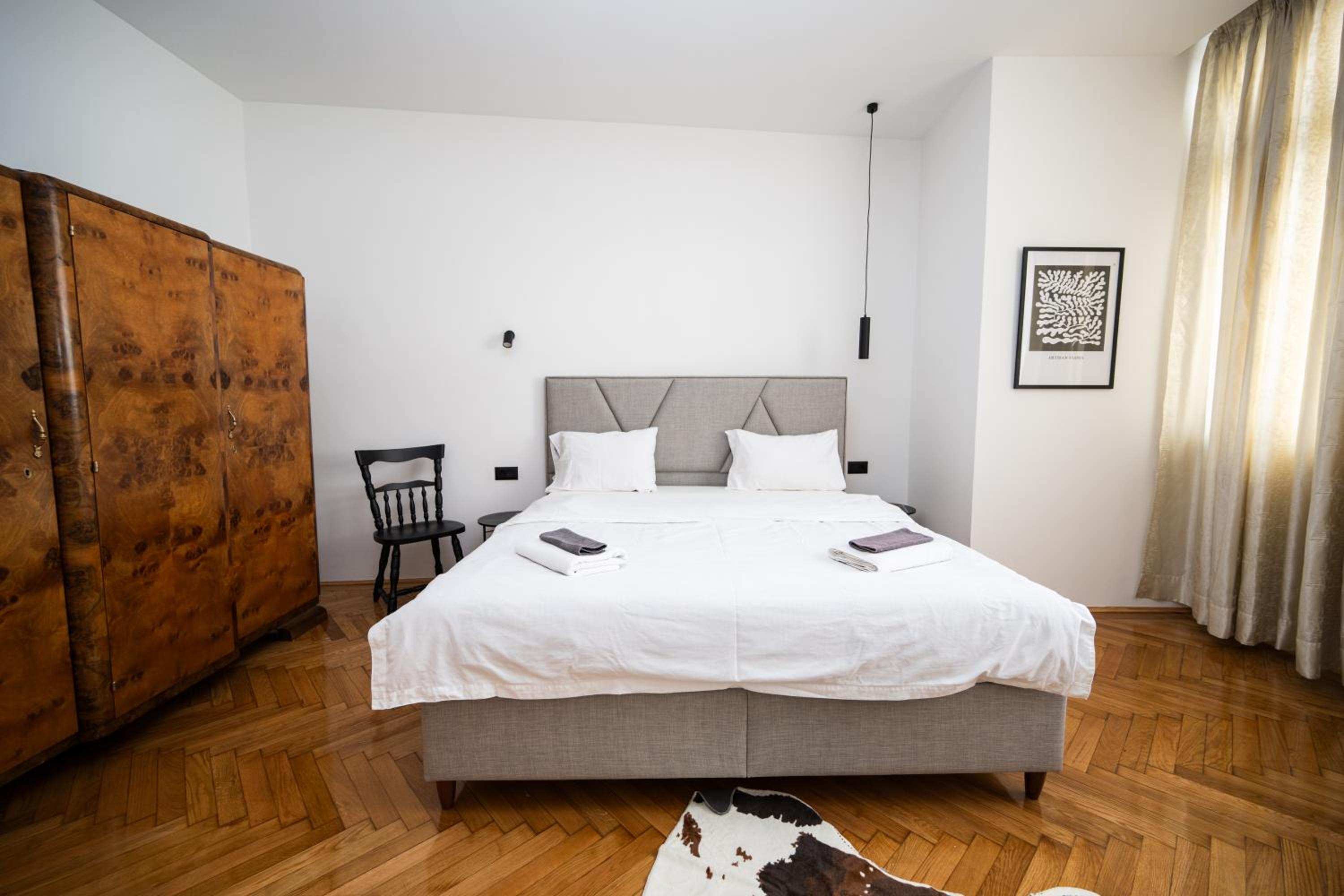 Design 150m2 Three-Bedroom Apartment - Titova Street