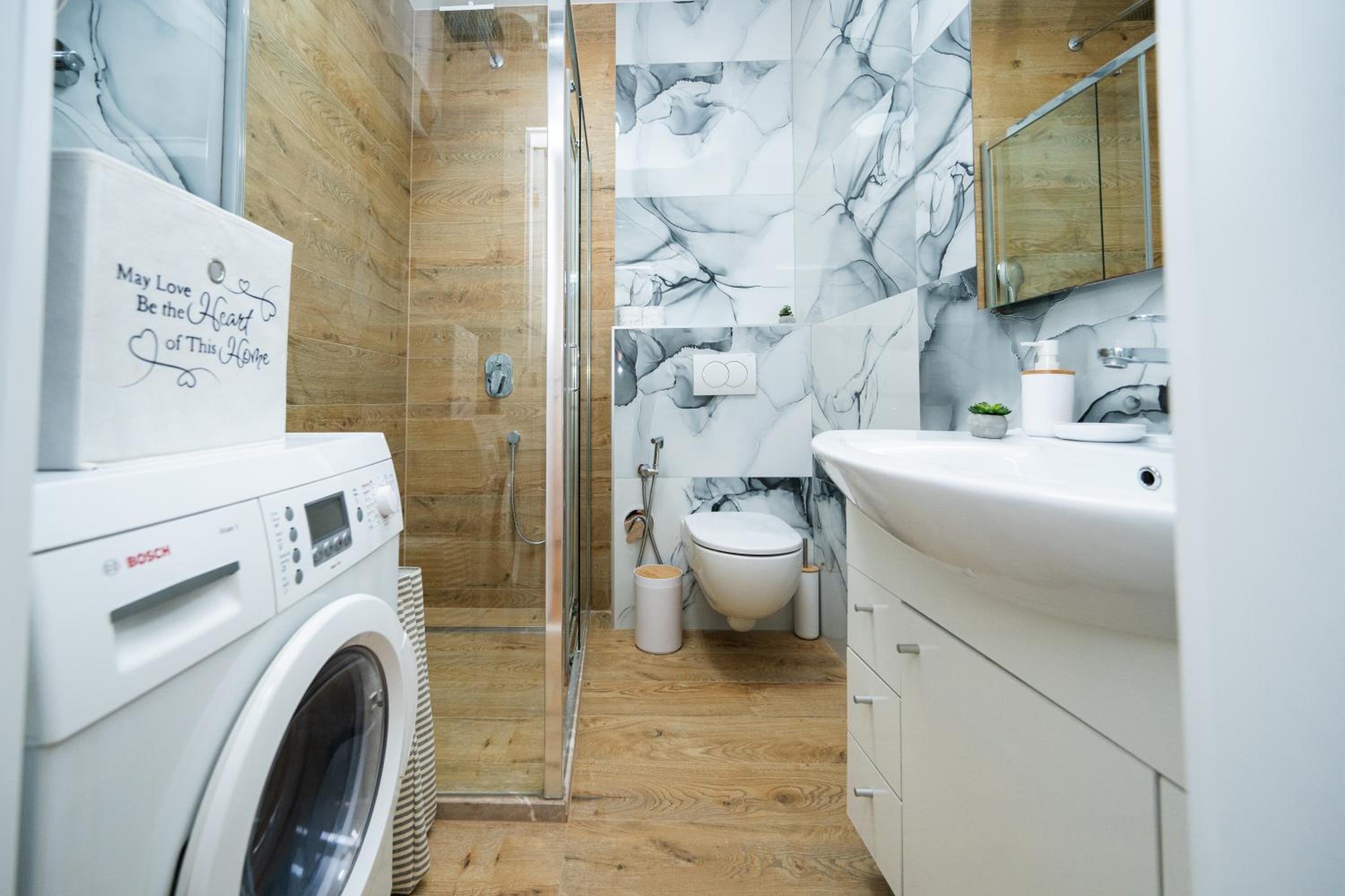 Design 150m2 Three-Bedroom Apartment - Titova Street