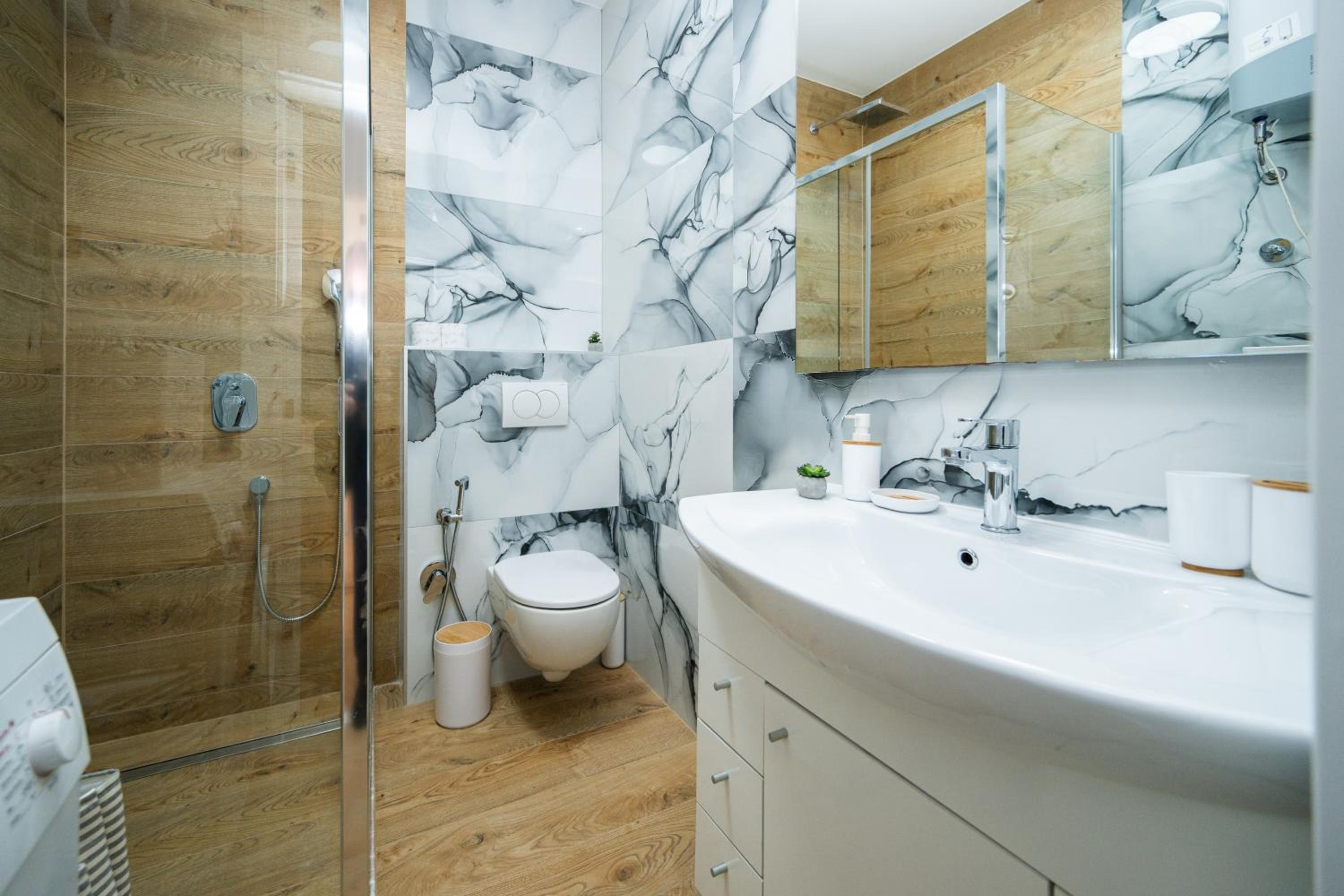 Design 150m2 Three-Bedroom Apartment - Titova Street