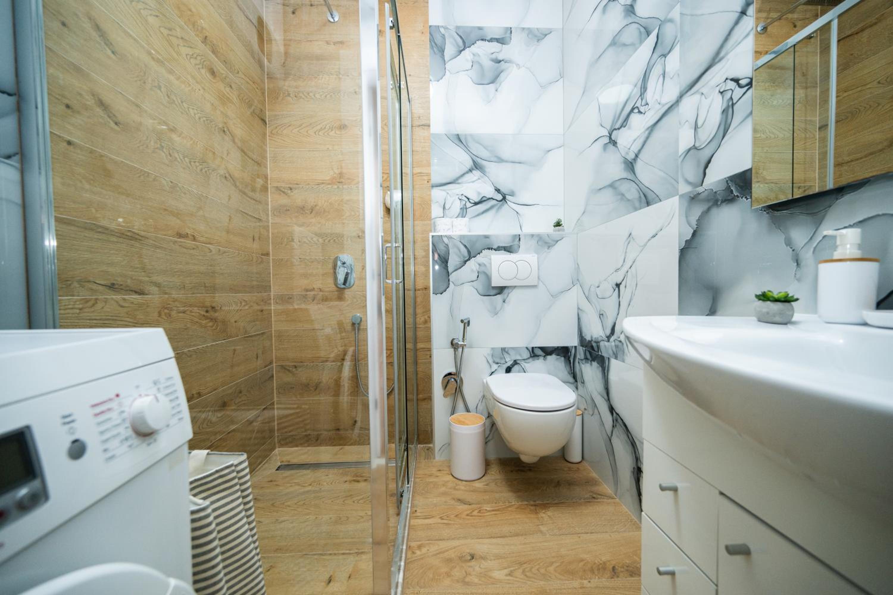 Design 150m2 Three-Bedroom Apartment - Titova Street