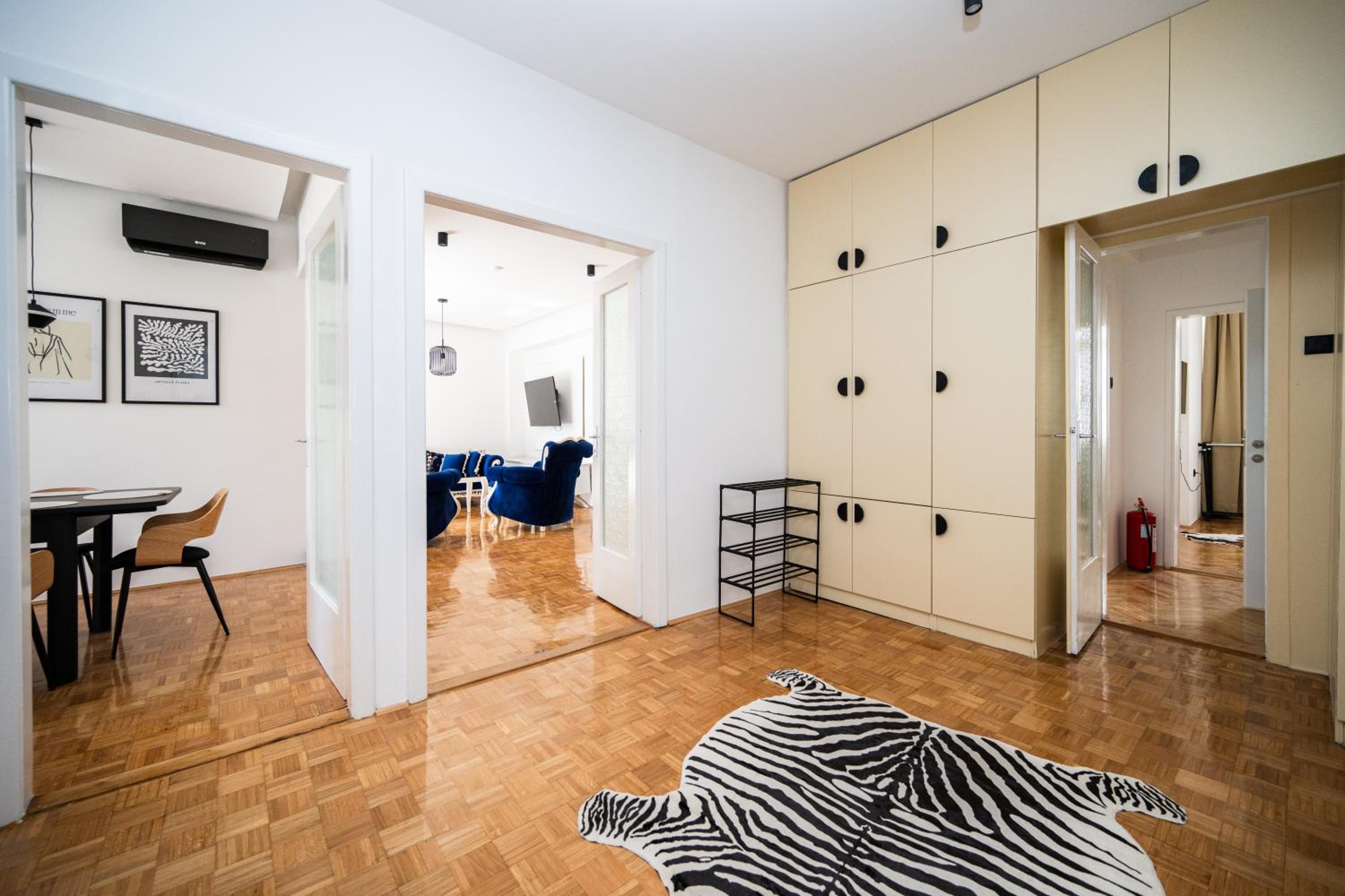 Design 150m2 Three-Bedroom Apartment - Titova Street