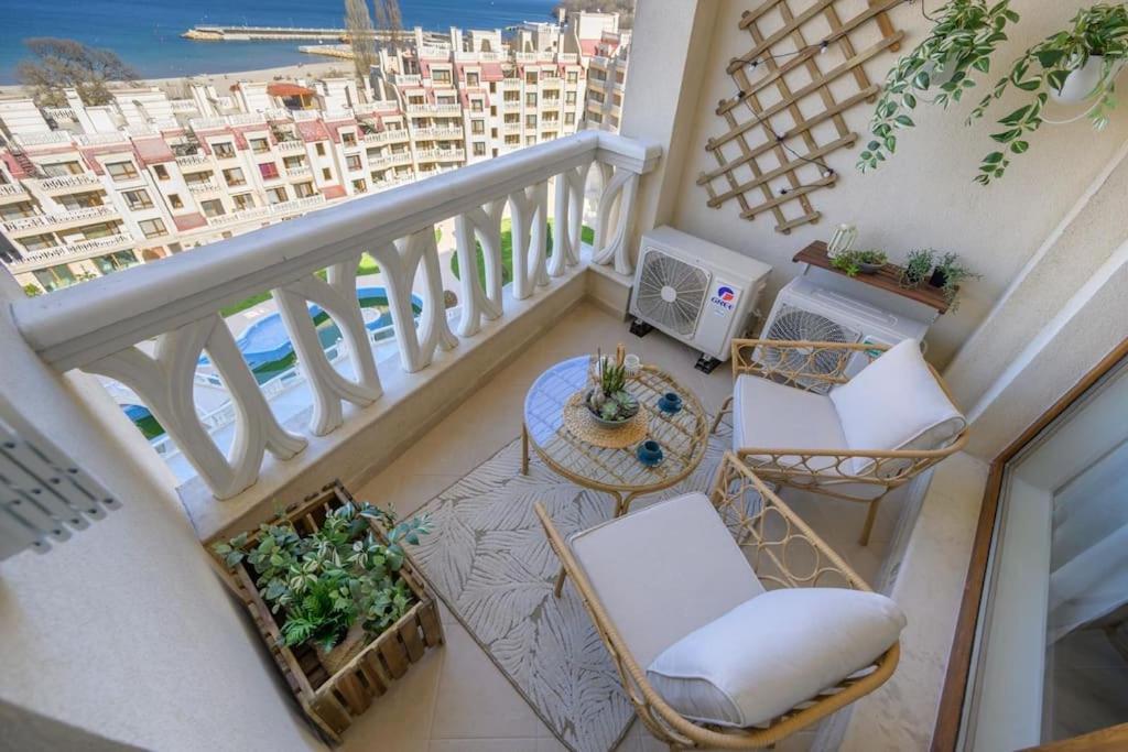 Mare Vista Suite