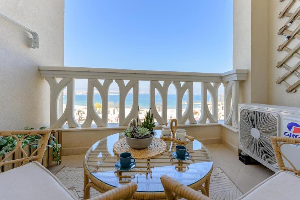 Mare Vista Suite