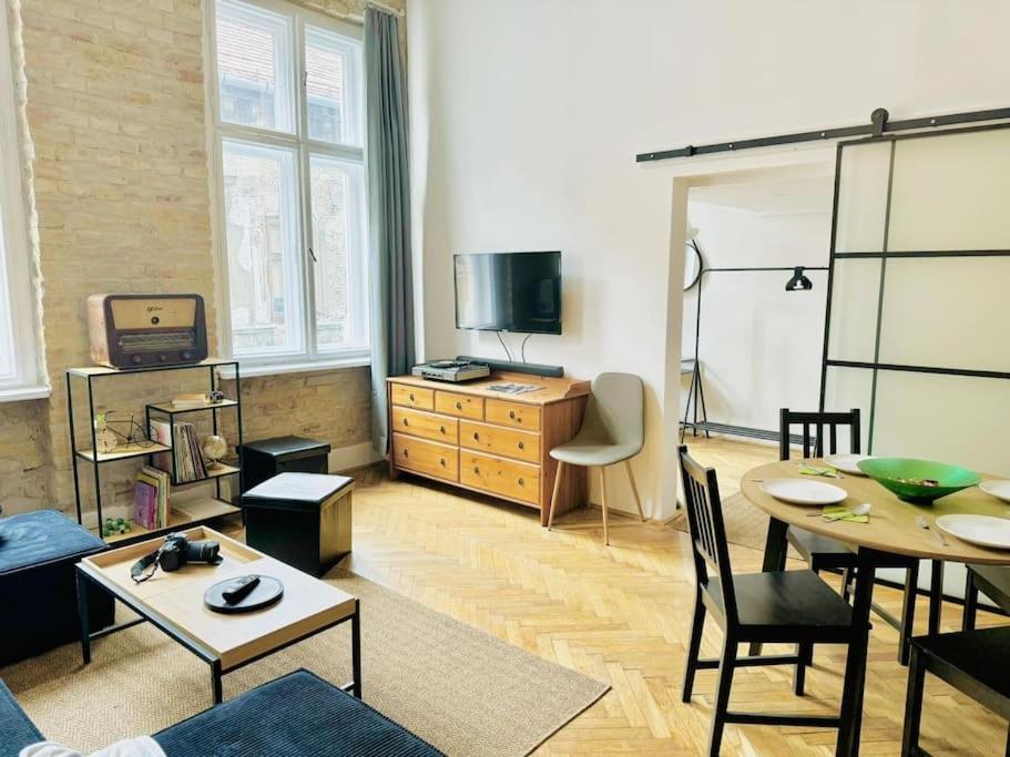 Corvin Green Apartments