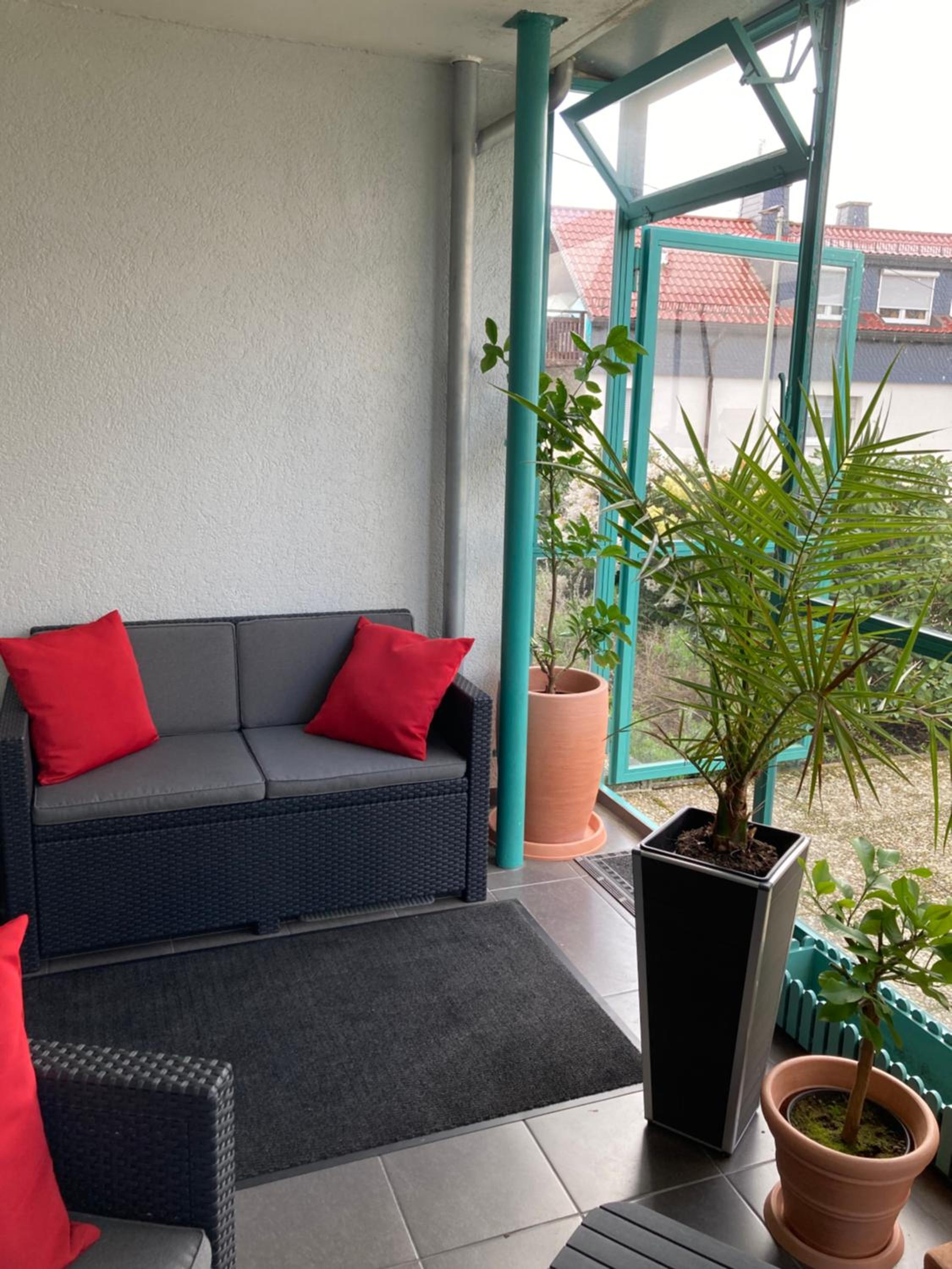 Apartment mit Wintergarten und Terrasse in ruhiger Lage im schönen Taunus