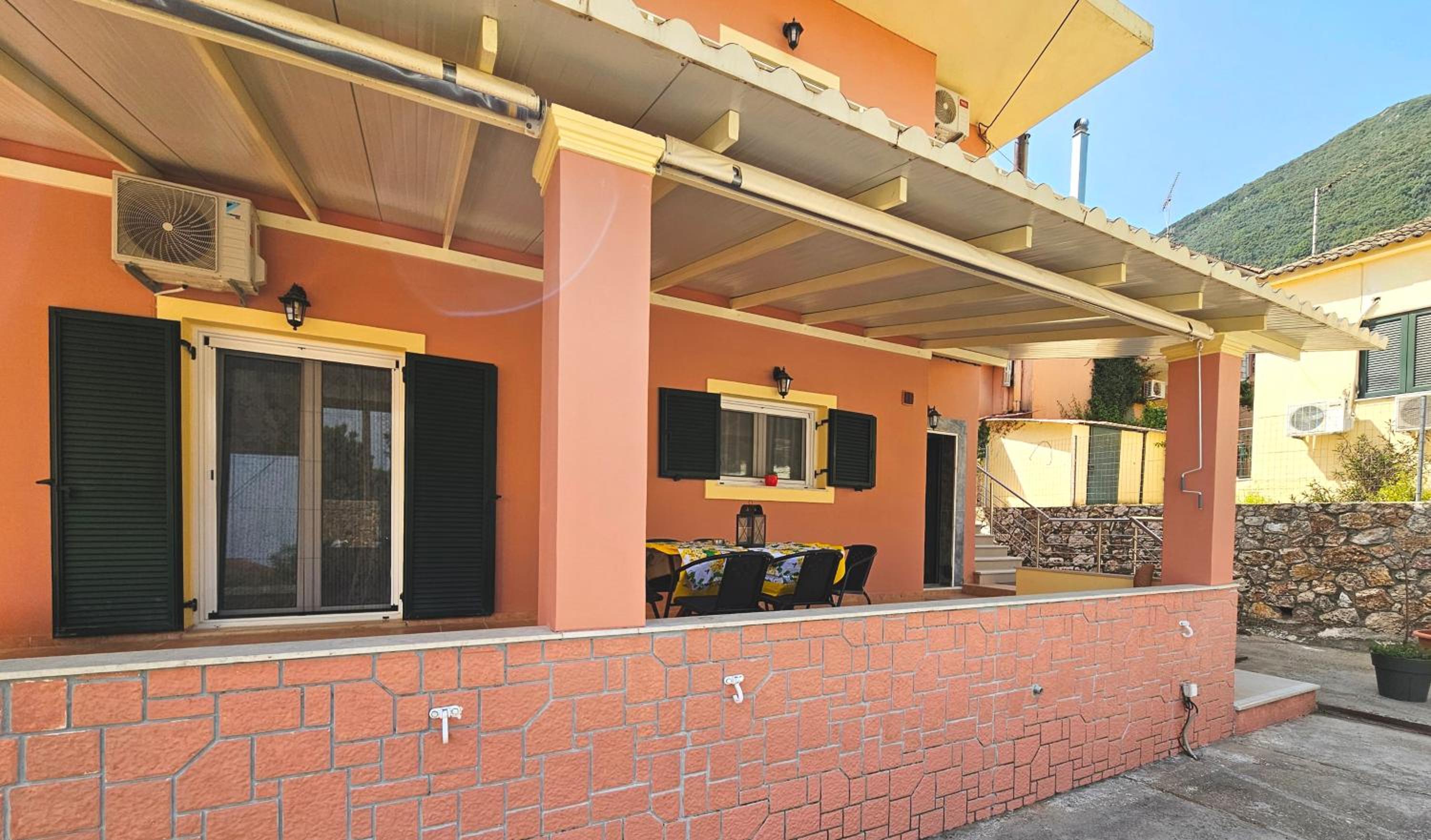 Stamatis Family Apartment