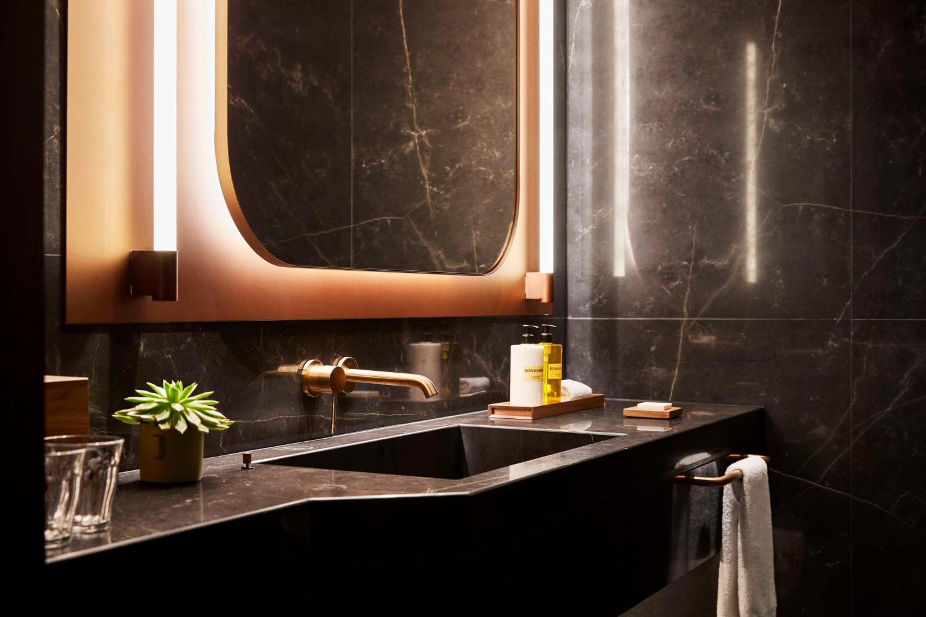 Thompson Madrid, by Hyatt 8