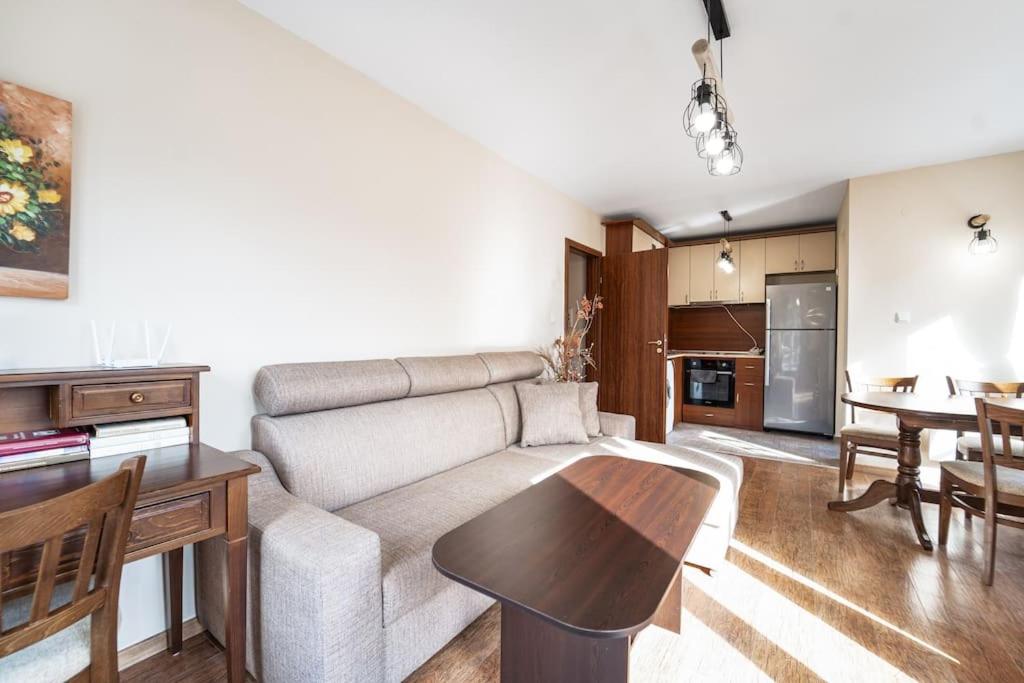 Apartment in Bojurland w/ Pool and Skishuttle