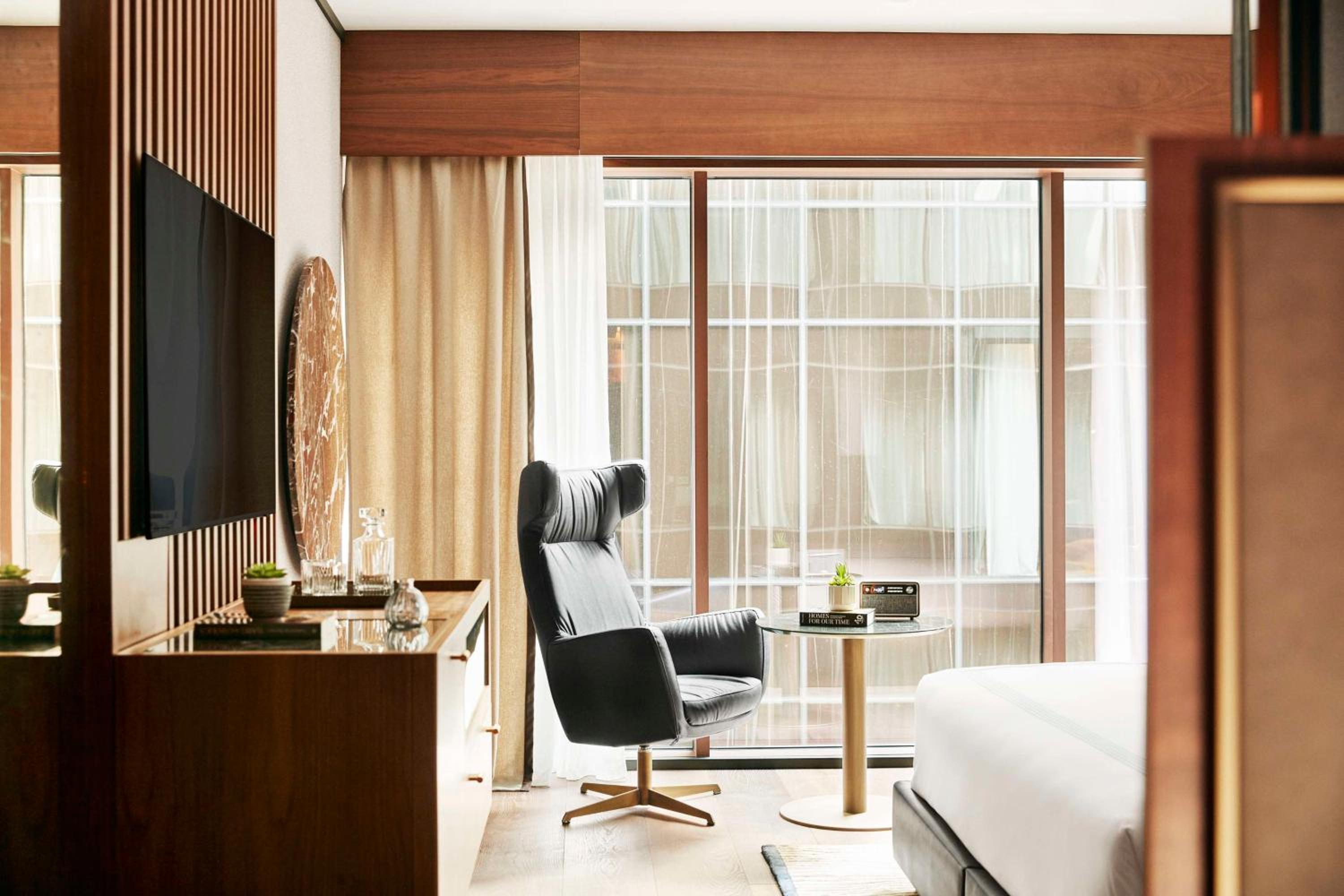Thompson Madrid, by Hyatt 13