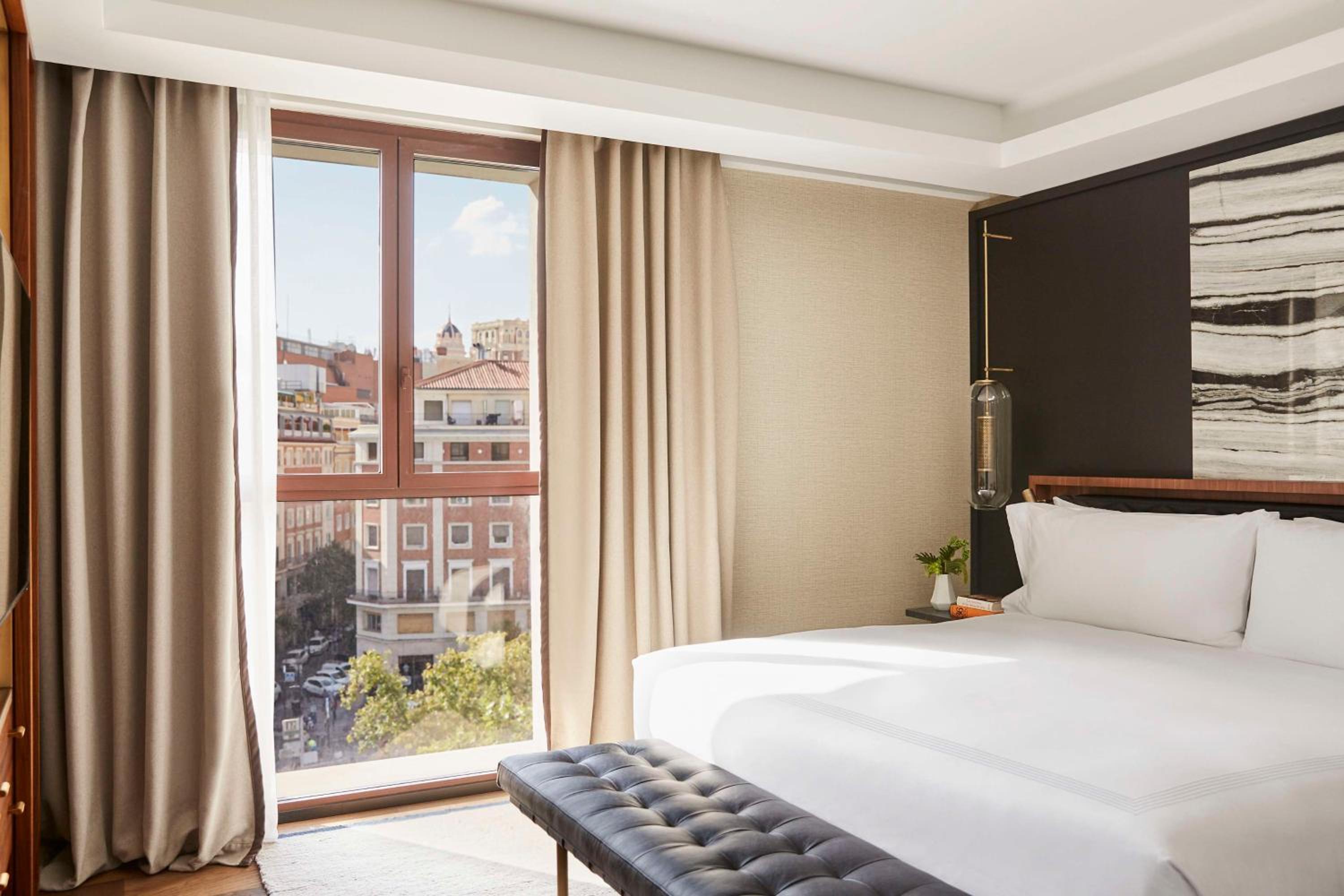 Thompson Madrid, by Hyatt 88