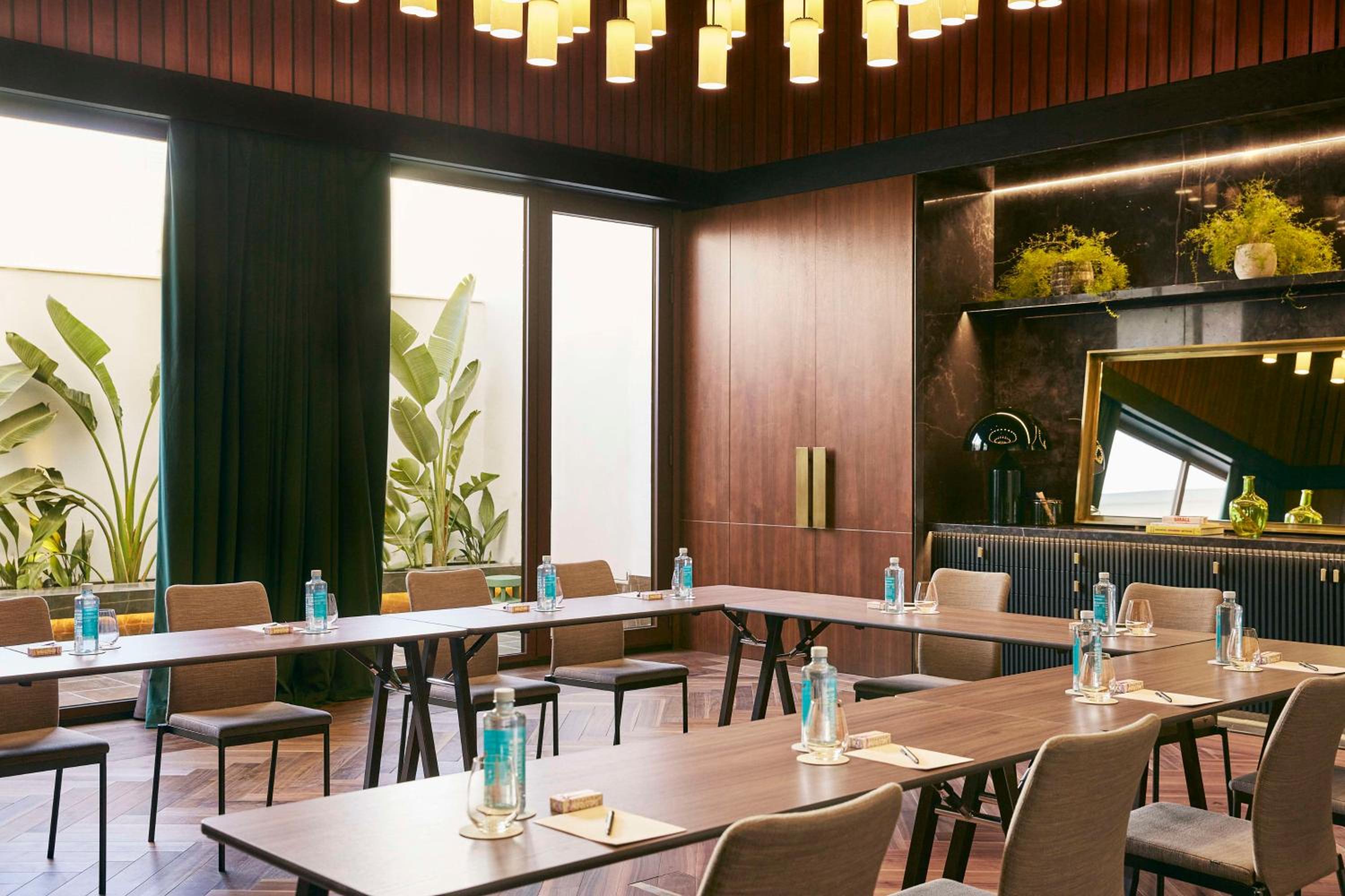 Thompson Madrid, by Hyatt 19