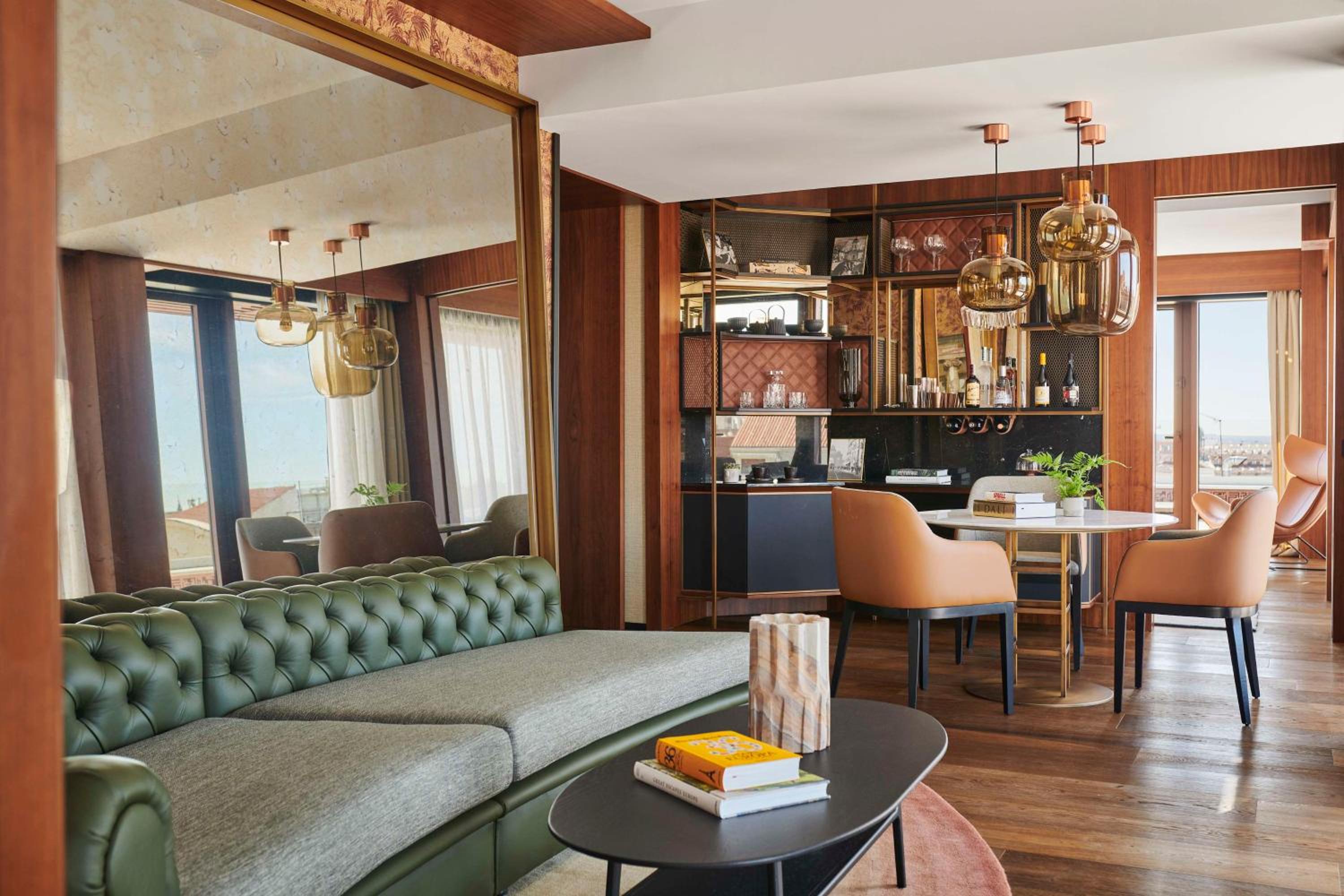 Thompson Madrid, by Hyatt 70