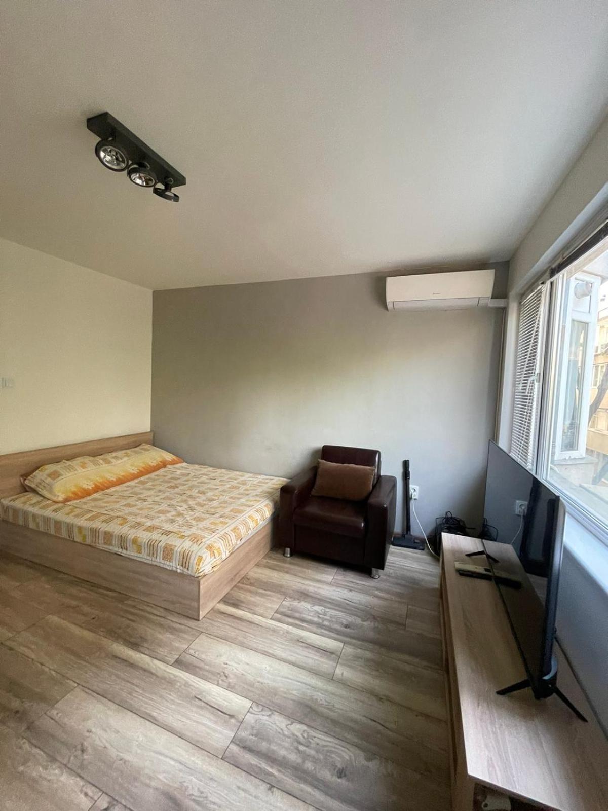 Sergeev Flat - 2 People - Chataldja