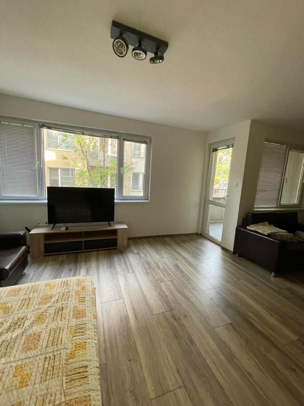 Sergeev Flat - 2 People - Chataldja