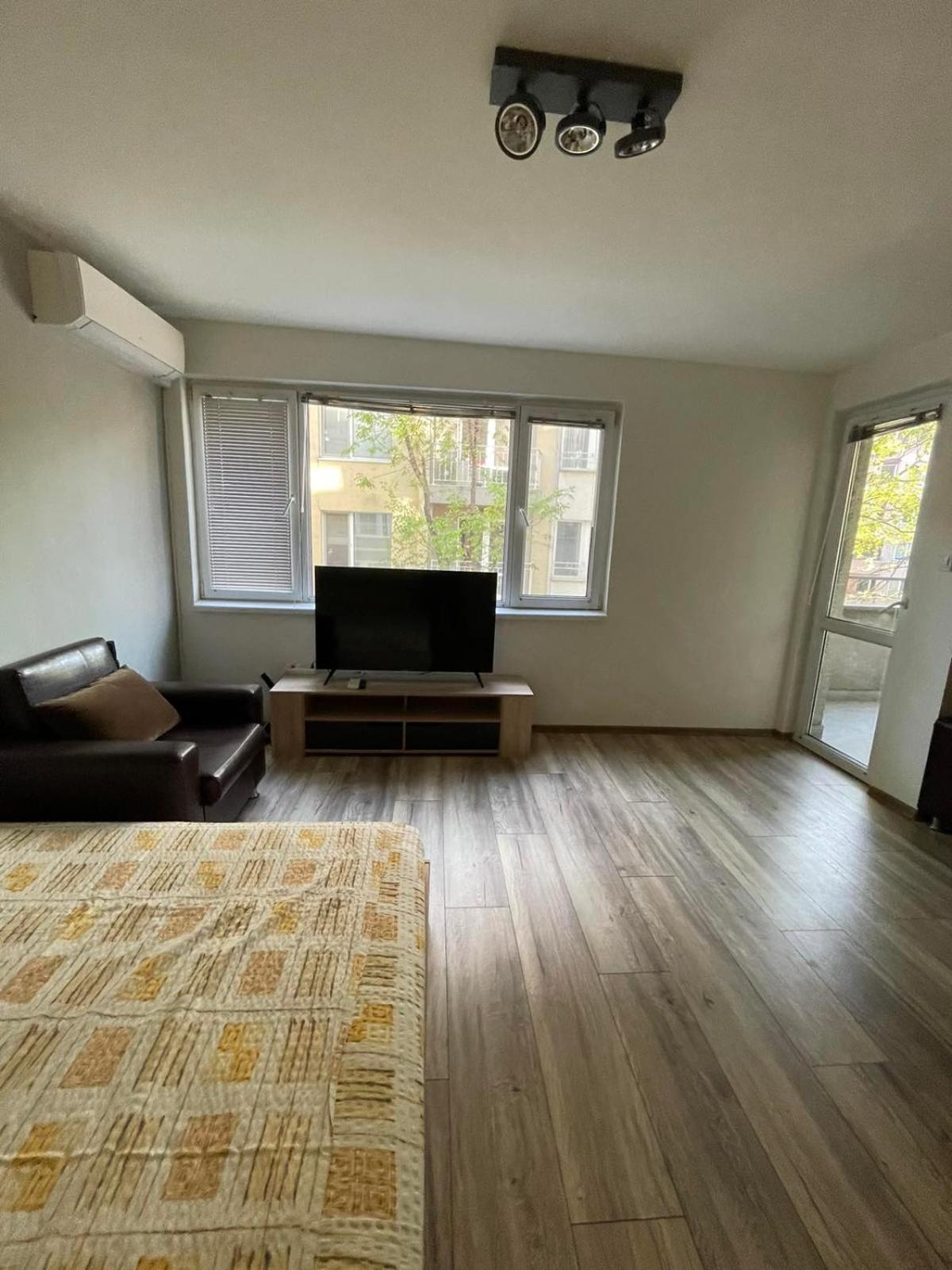 Sergeev Flat - 2 People - Chataldja