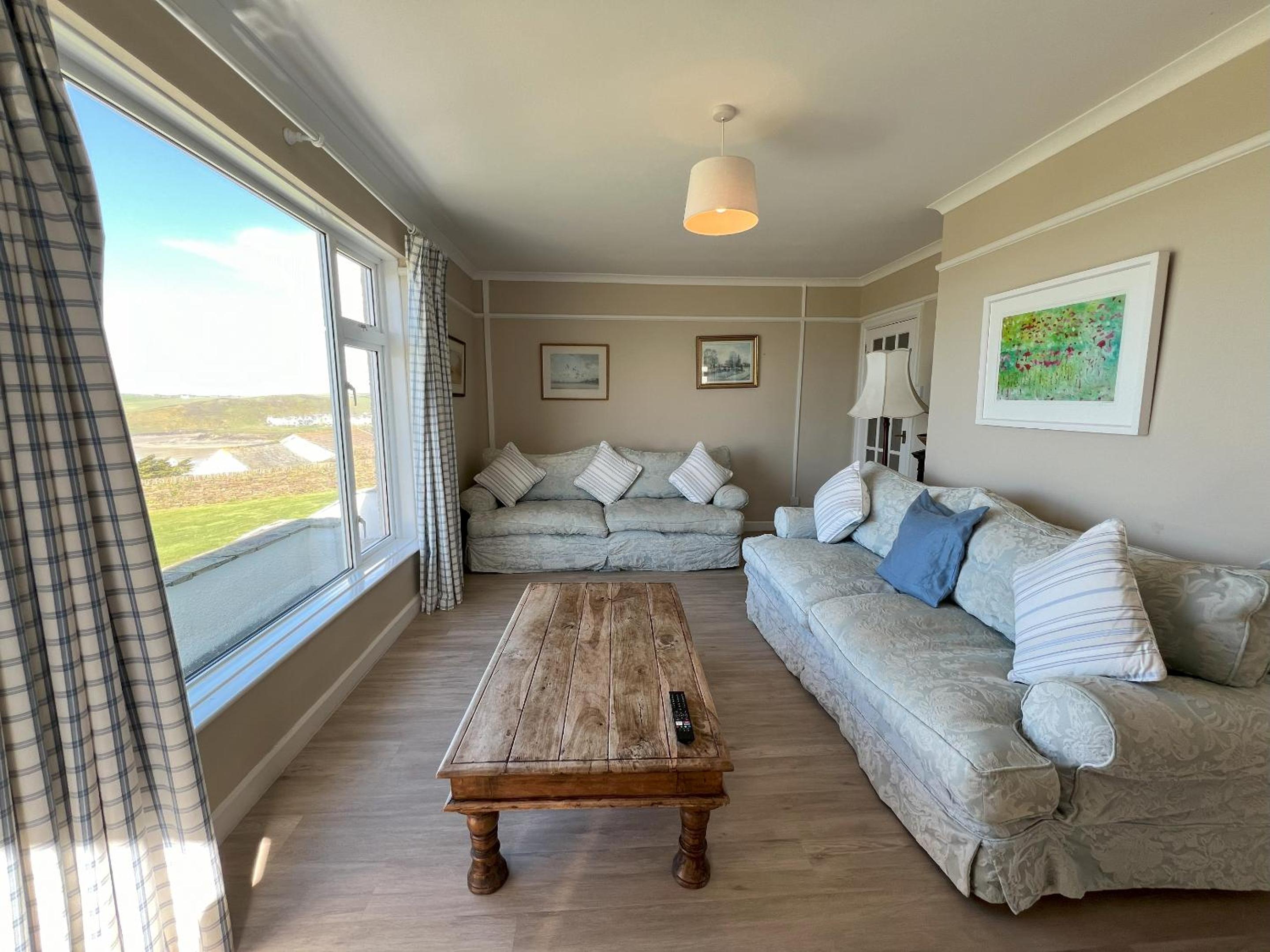 Trequite - 5 Bedroom clifftop home with sea views view 3