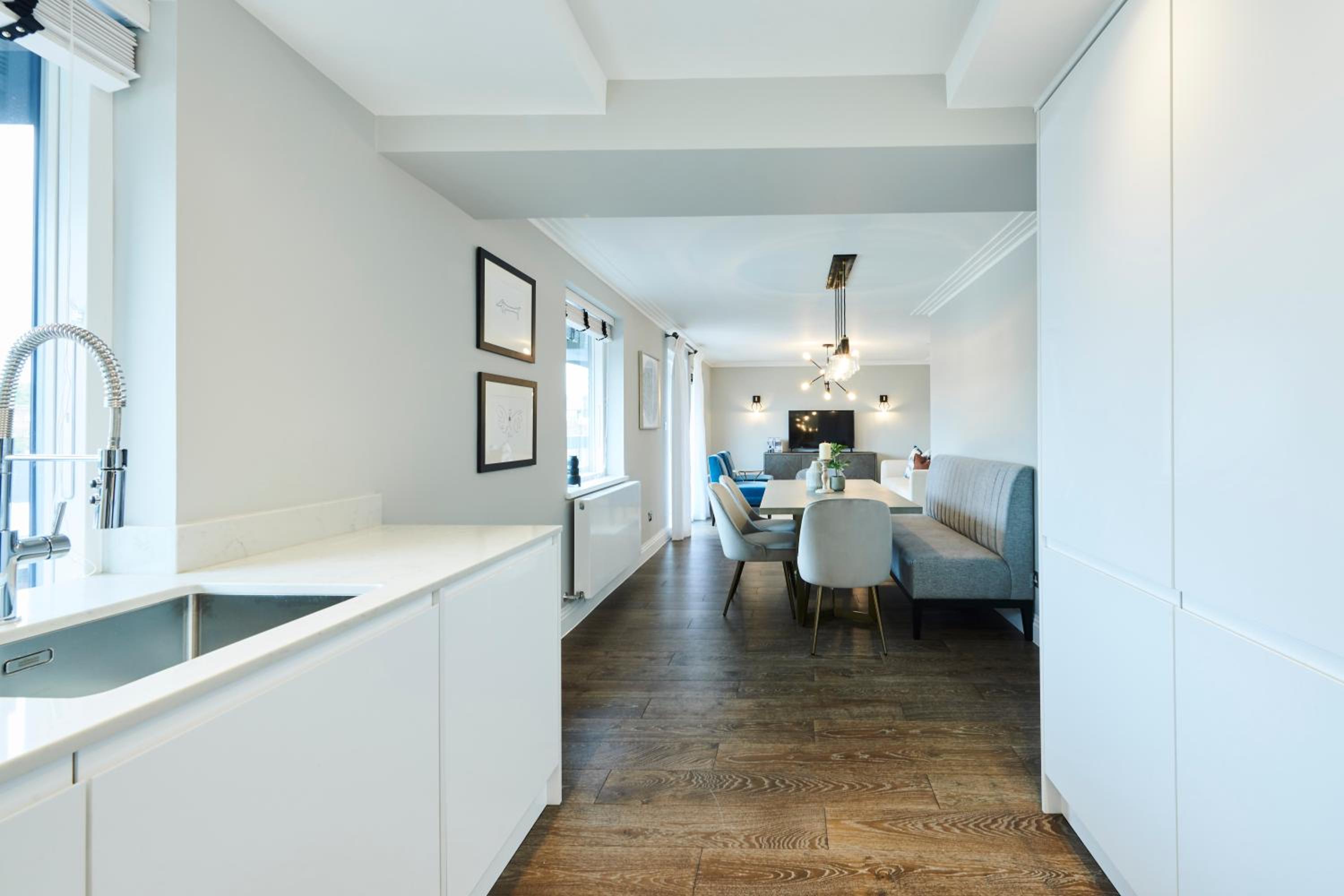 Pond Place Apartments