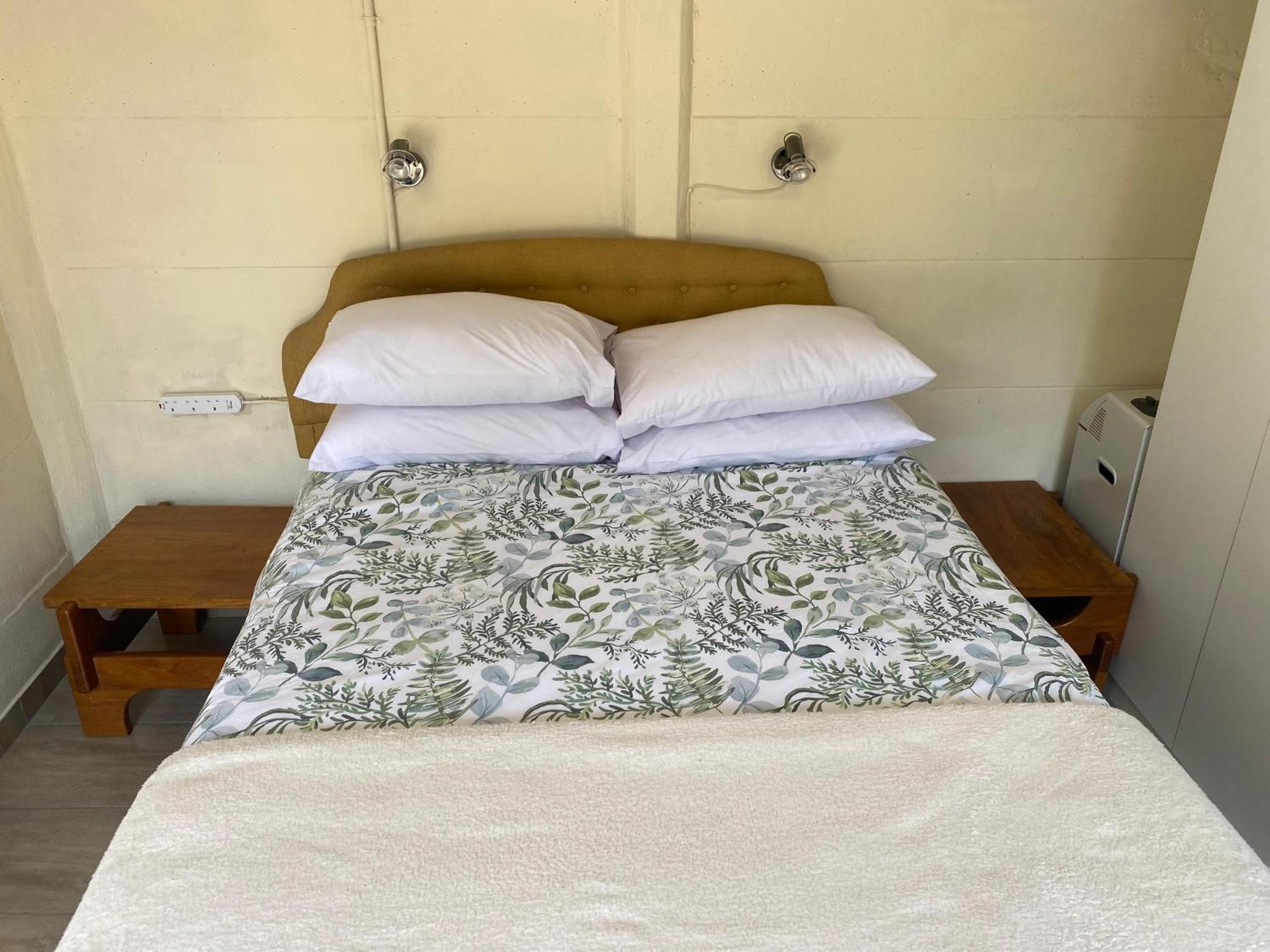 Pristine 1 Bed Cottage in Northern suburbs - 2222