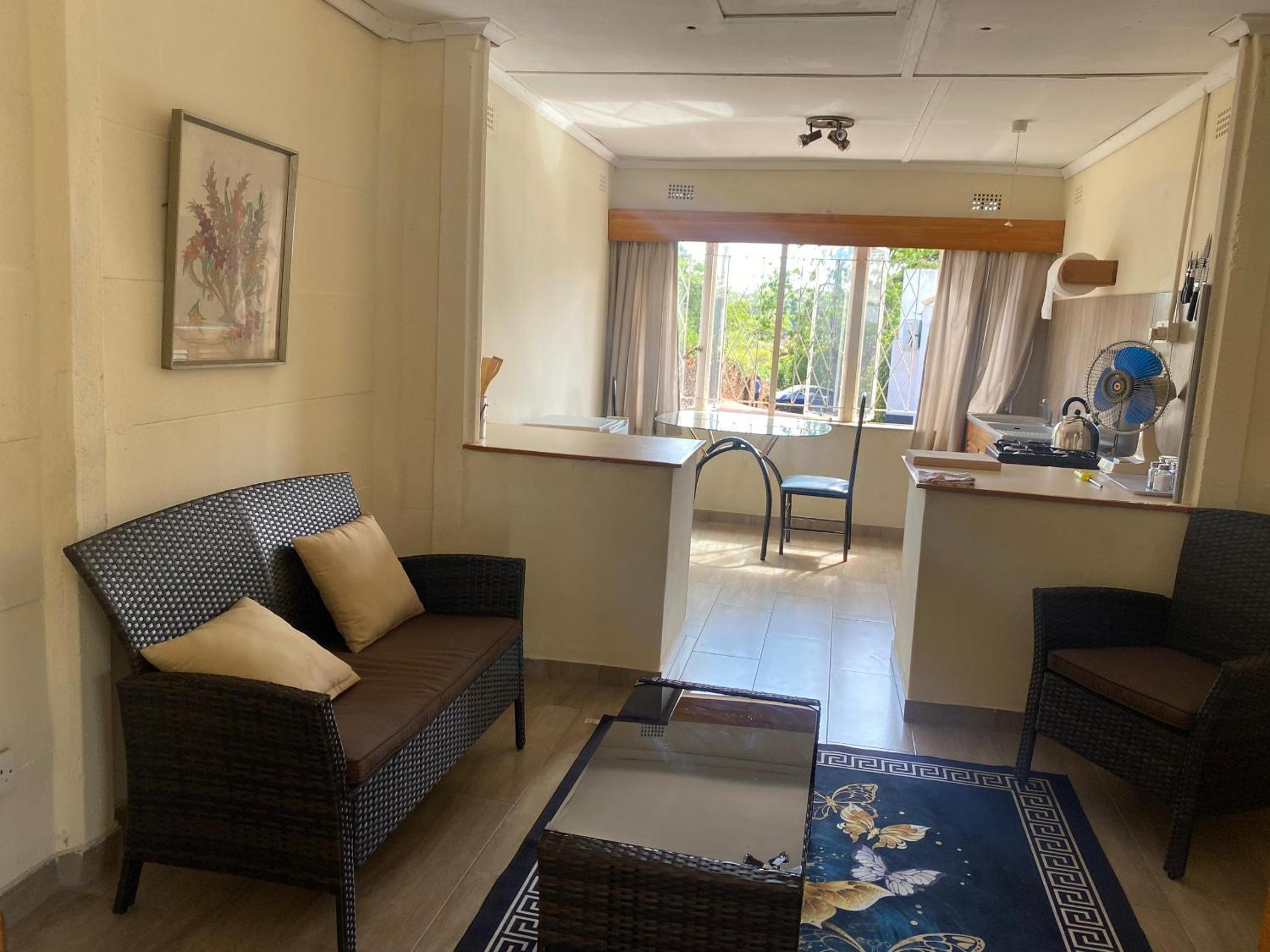 Pristine 1 Bed Cottage in Northern suburbs - 2222