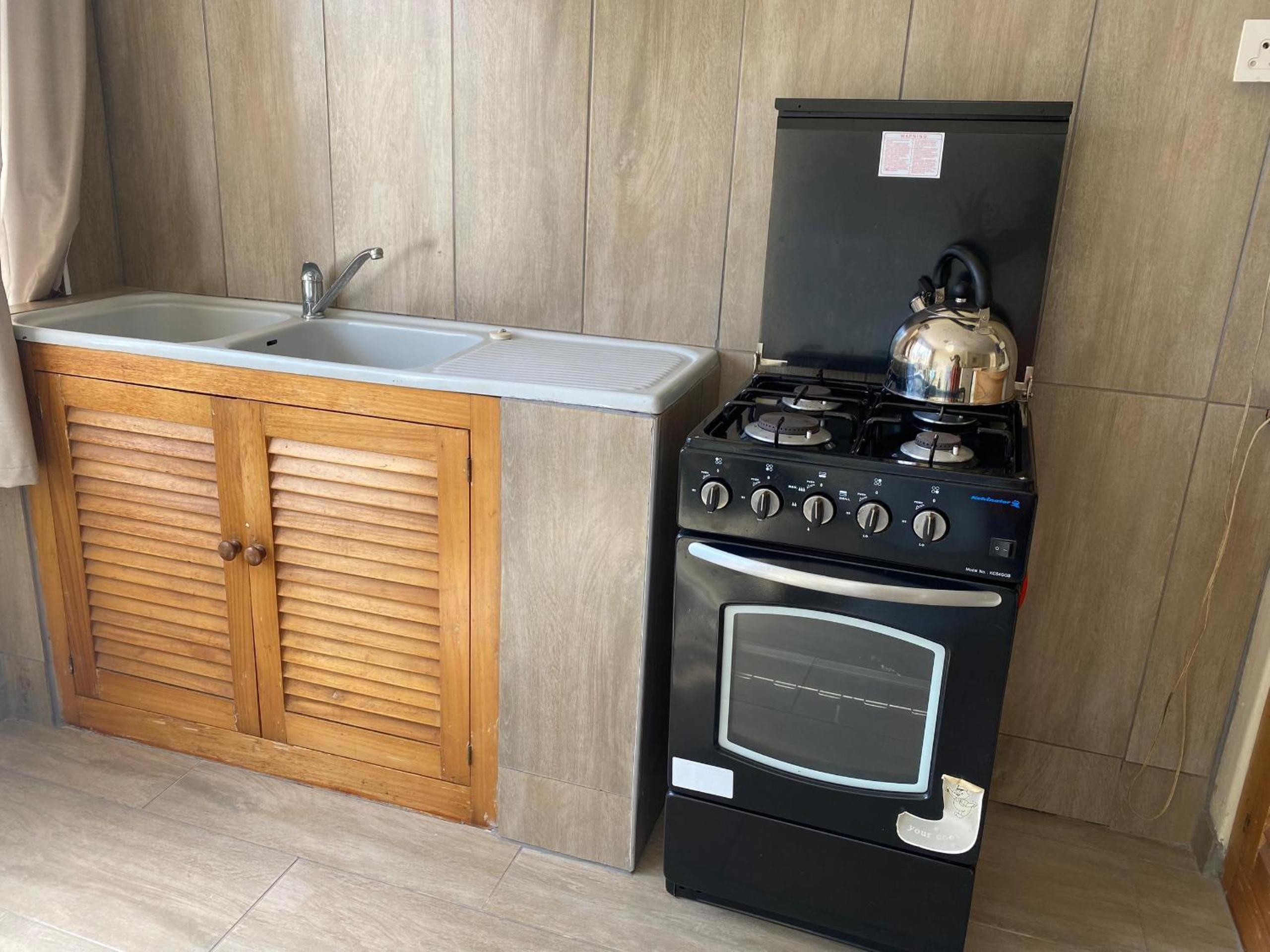 Pristine 1 Bed Cottage in Northern suburbs - 2222