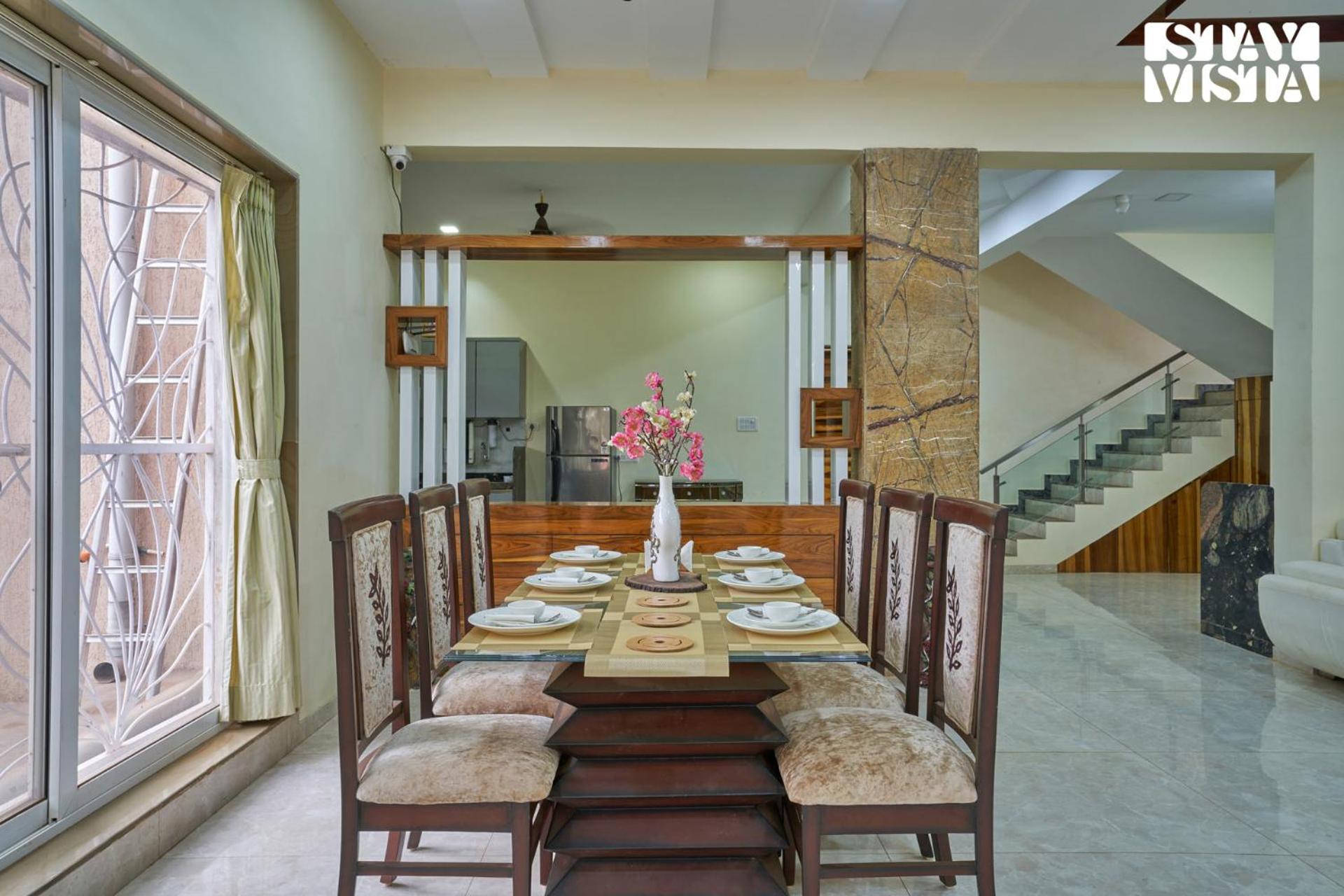 StayVista's Tableland Vista - Hill-View Haven with Jacuzzi & Terrace view 5