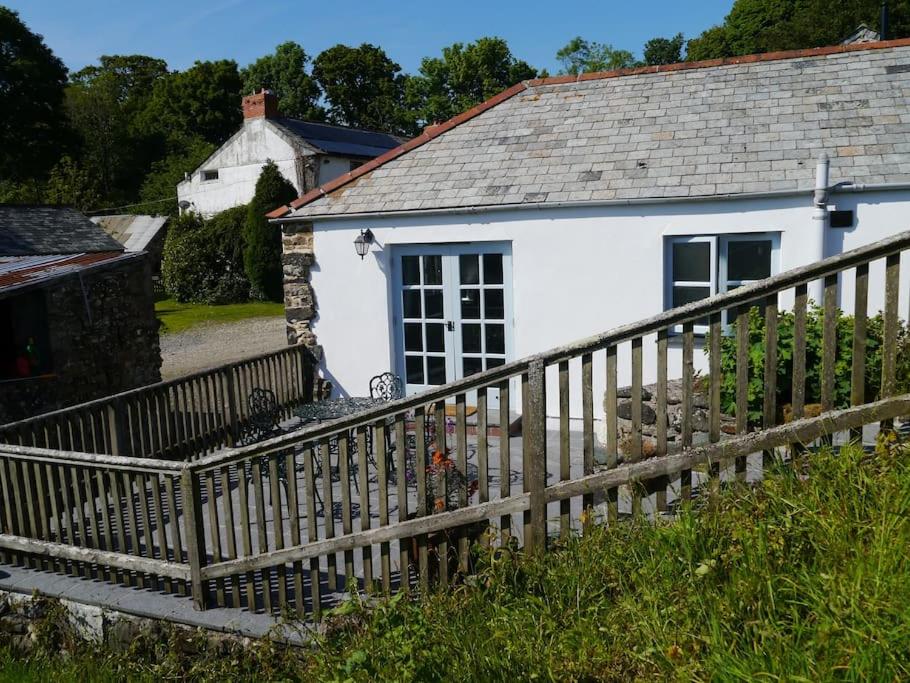 Siblyback Cottage