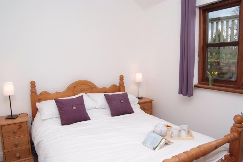 Siblyback Cottage
