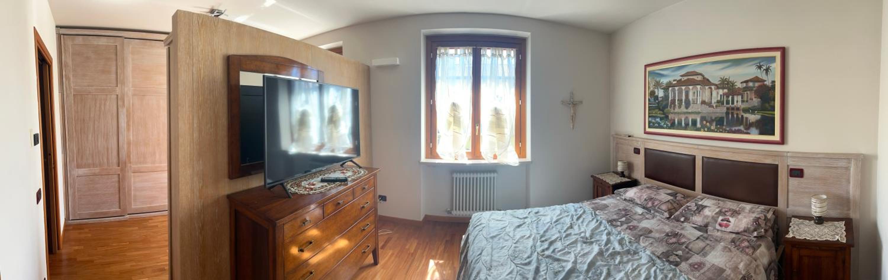 IL LEONE view 5