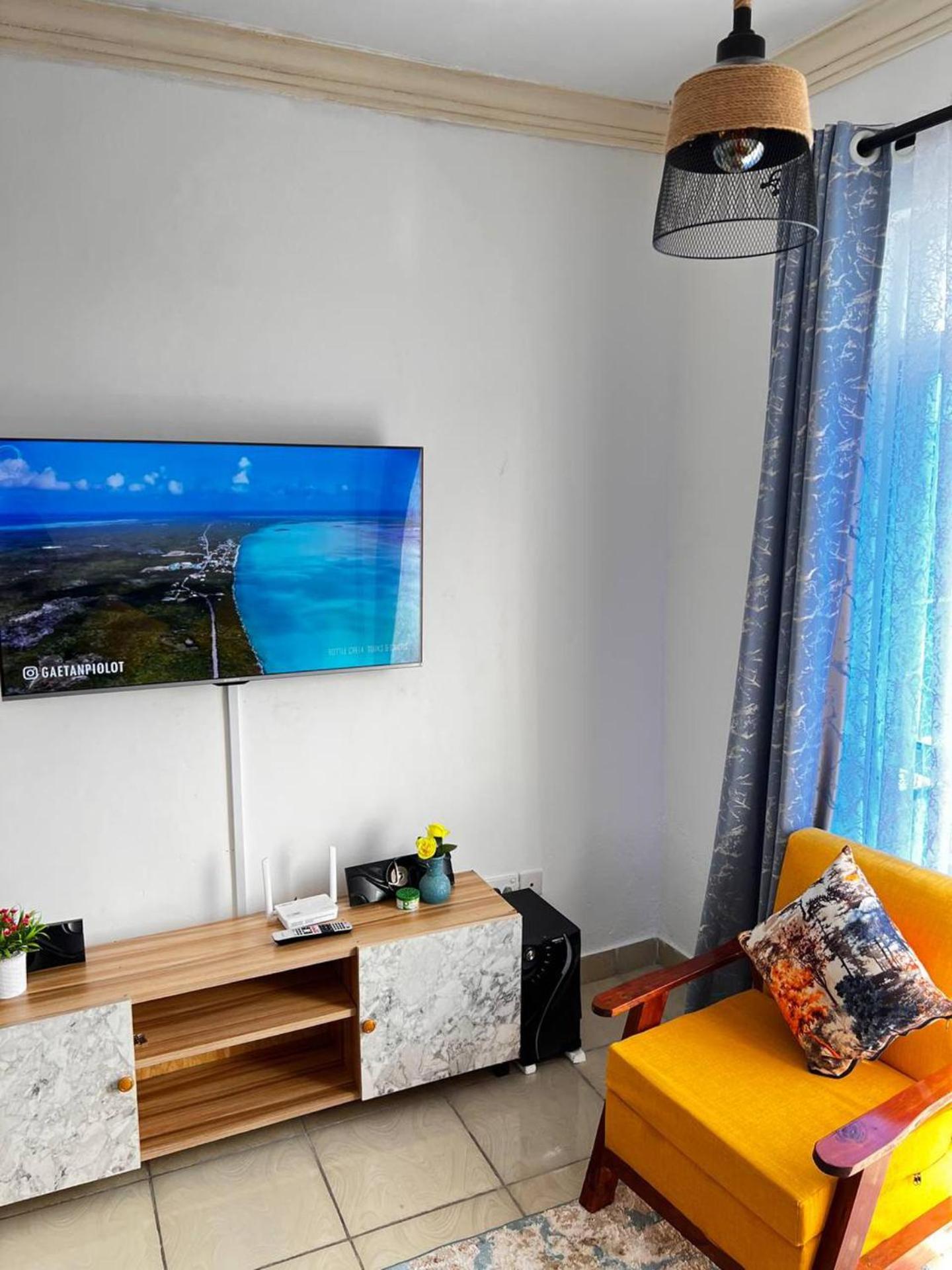 Stunning 2 Bedroom Apartment in Mombassa view 3