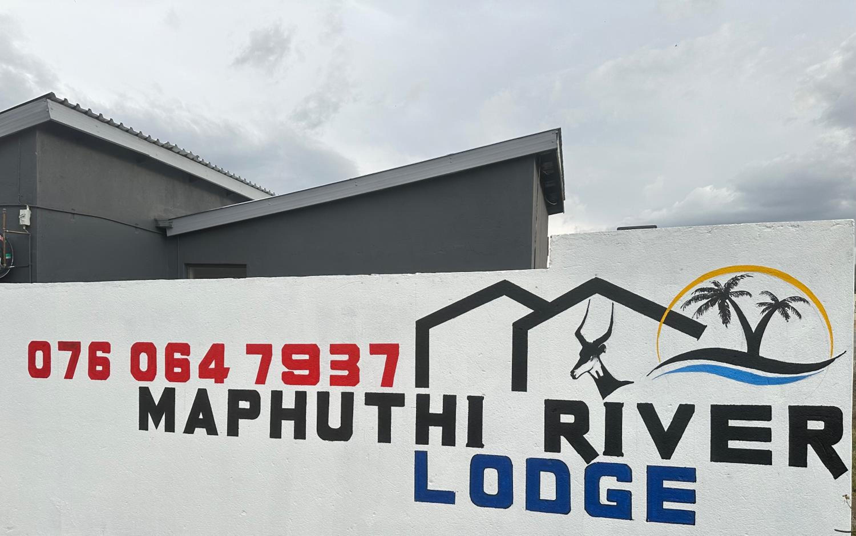 Maphuthi River Lodge