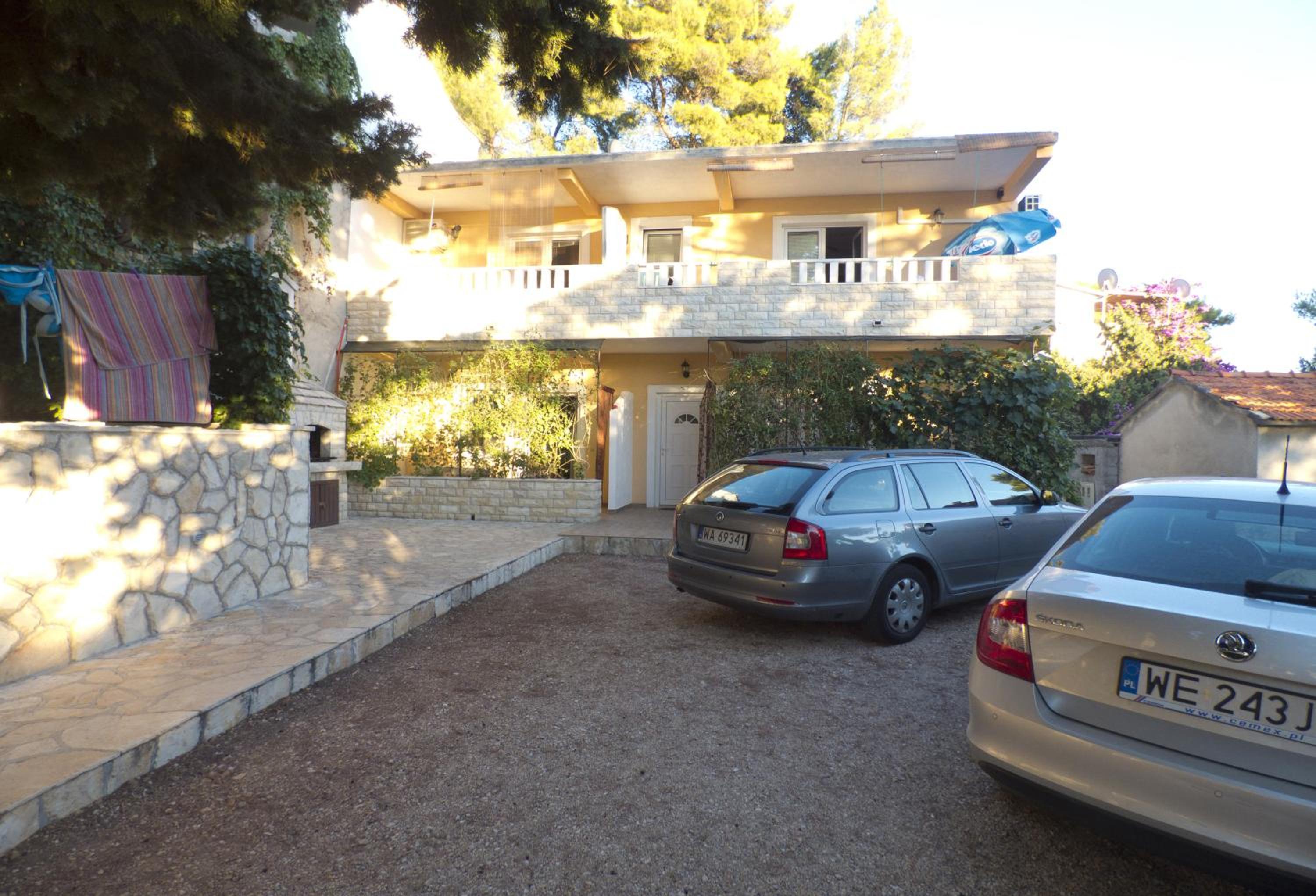 Photo 48