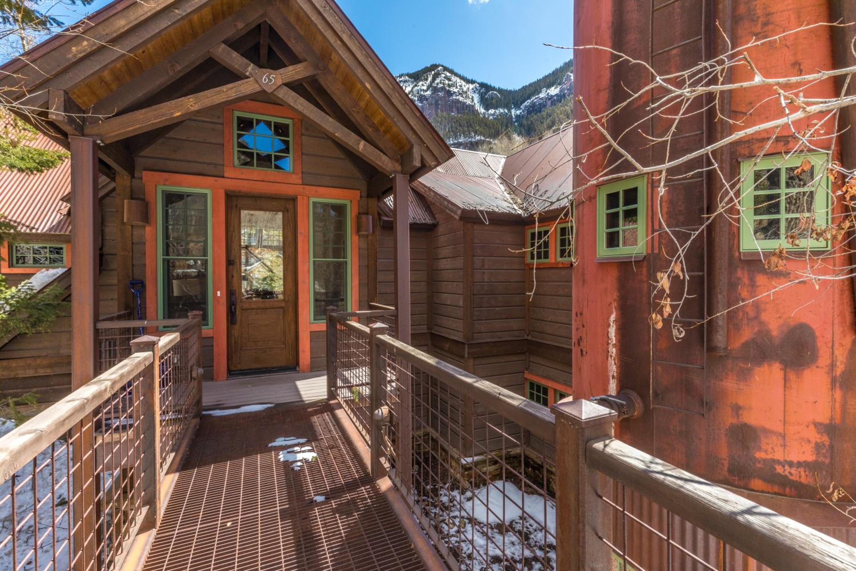 Telluride Riverside House with Mountain Views view 3