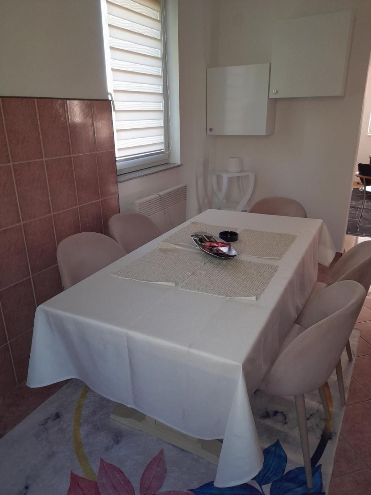 Sarajevo Holiday Apartment 2