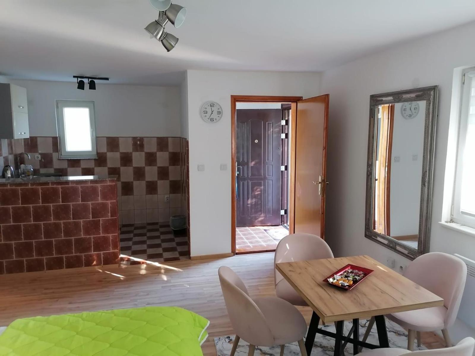 Sarajevo Holiday Apartment 2