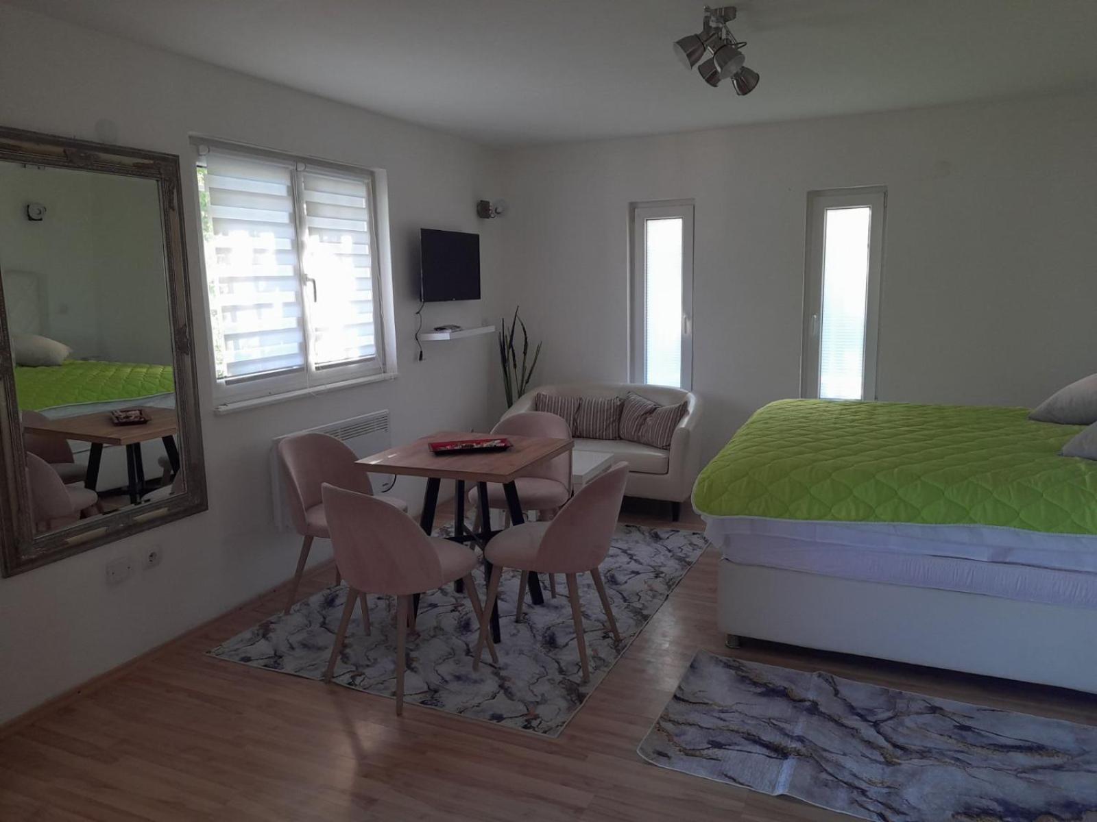Sarajevo Holiday Apartment 2