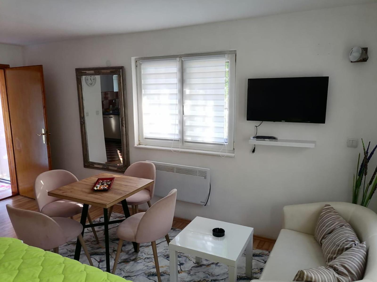Sarajevo Holiday Apartment 2