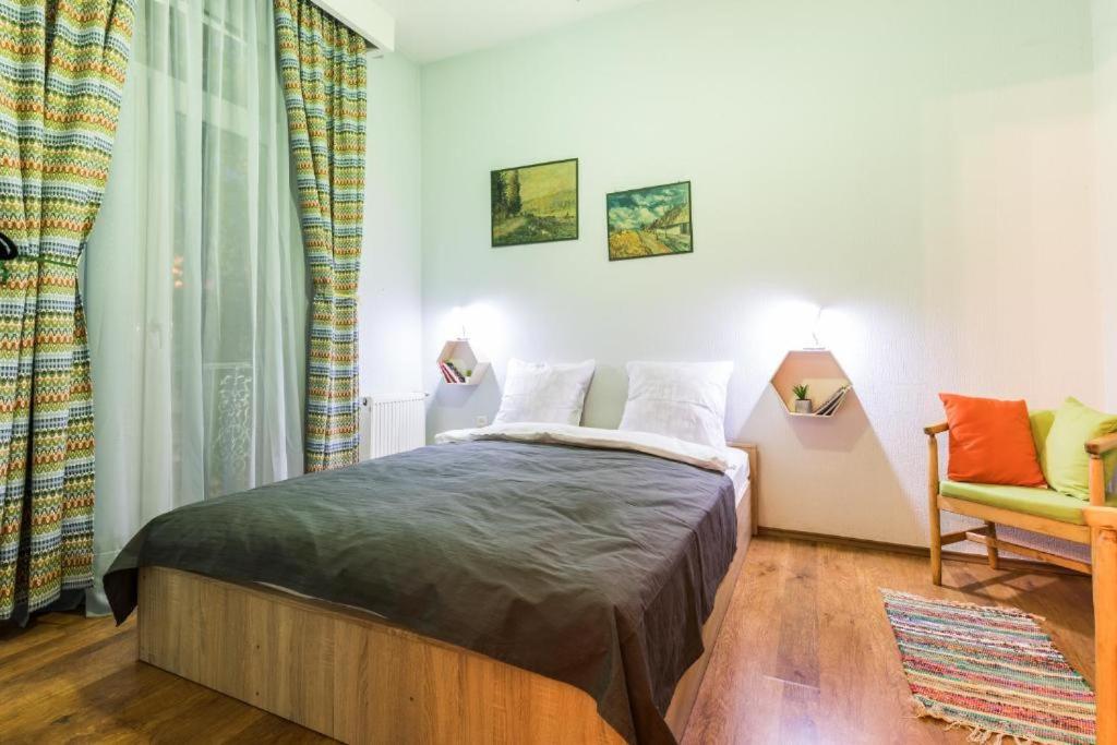 Apartment Baratashvili street