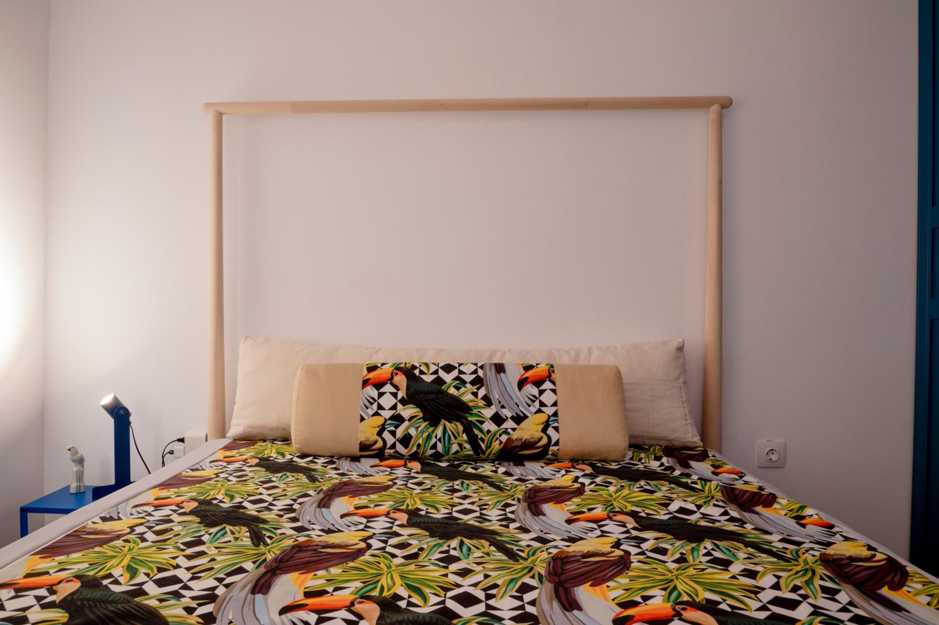 Parrot Palazzo photo 2