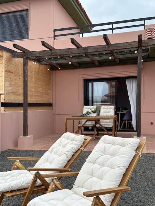 La Caleta Home con Piscina Terraza Jardines privados Terraza y Wifi