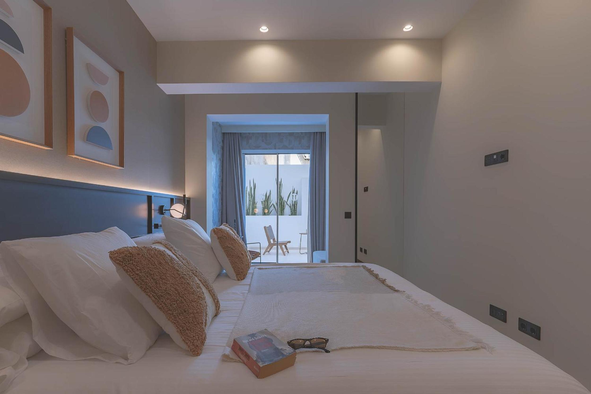 Blue Marina Suites - Boutique Apartments