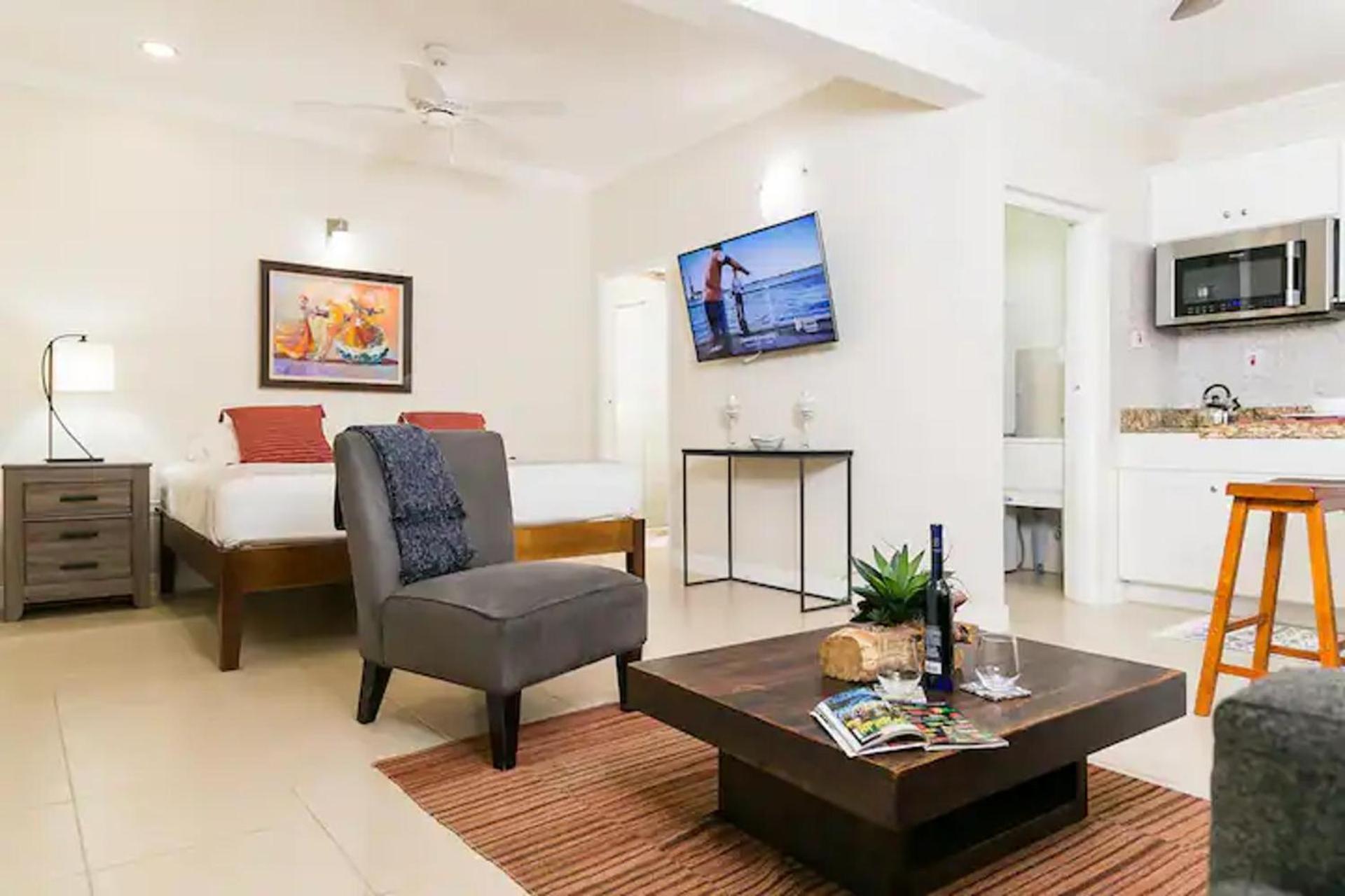 Serenity Gardens Living
