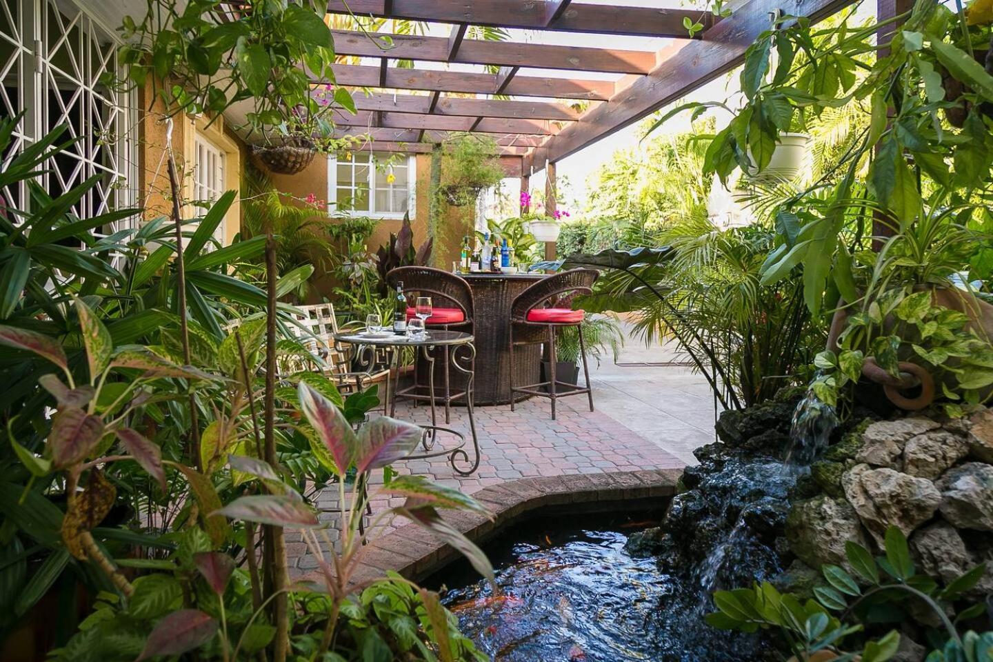 Serenity Gardens Living